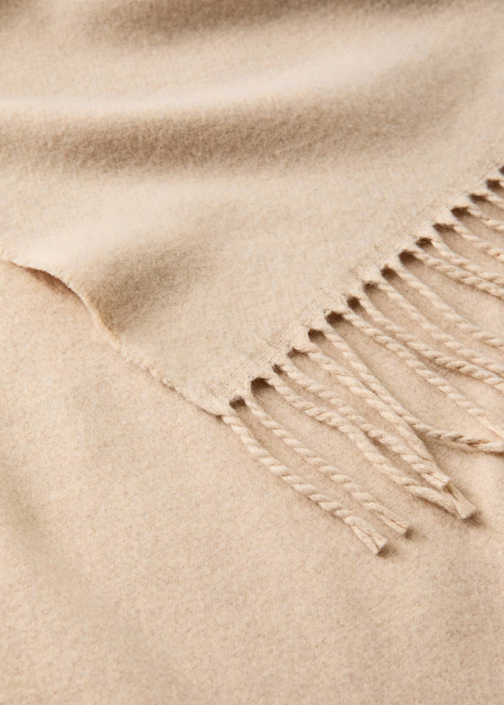 Wool-blend blanket with fringes — Nude