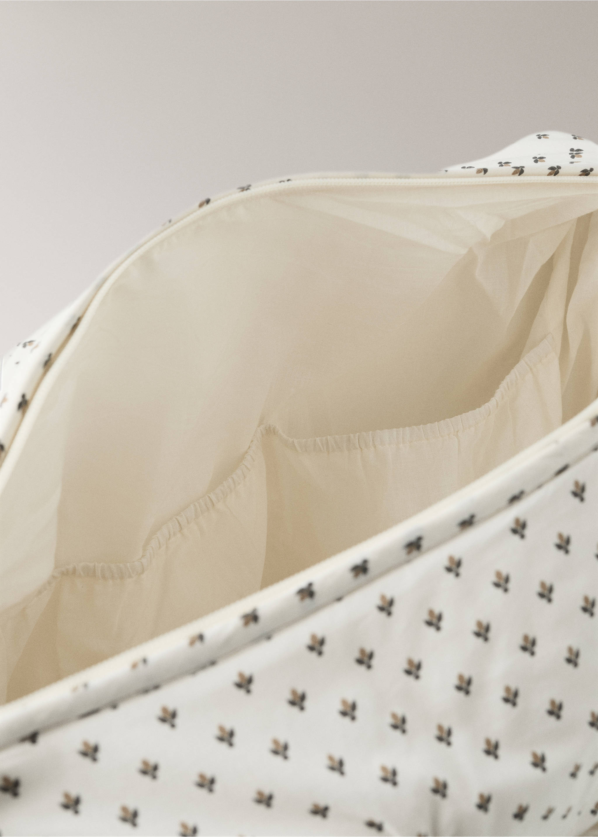 Printed 100% cotton maternity bag - Details of the article 3, Khaki. Ref: 37094451-00.