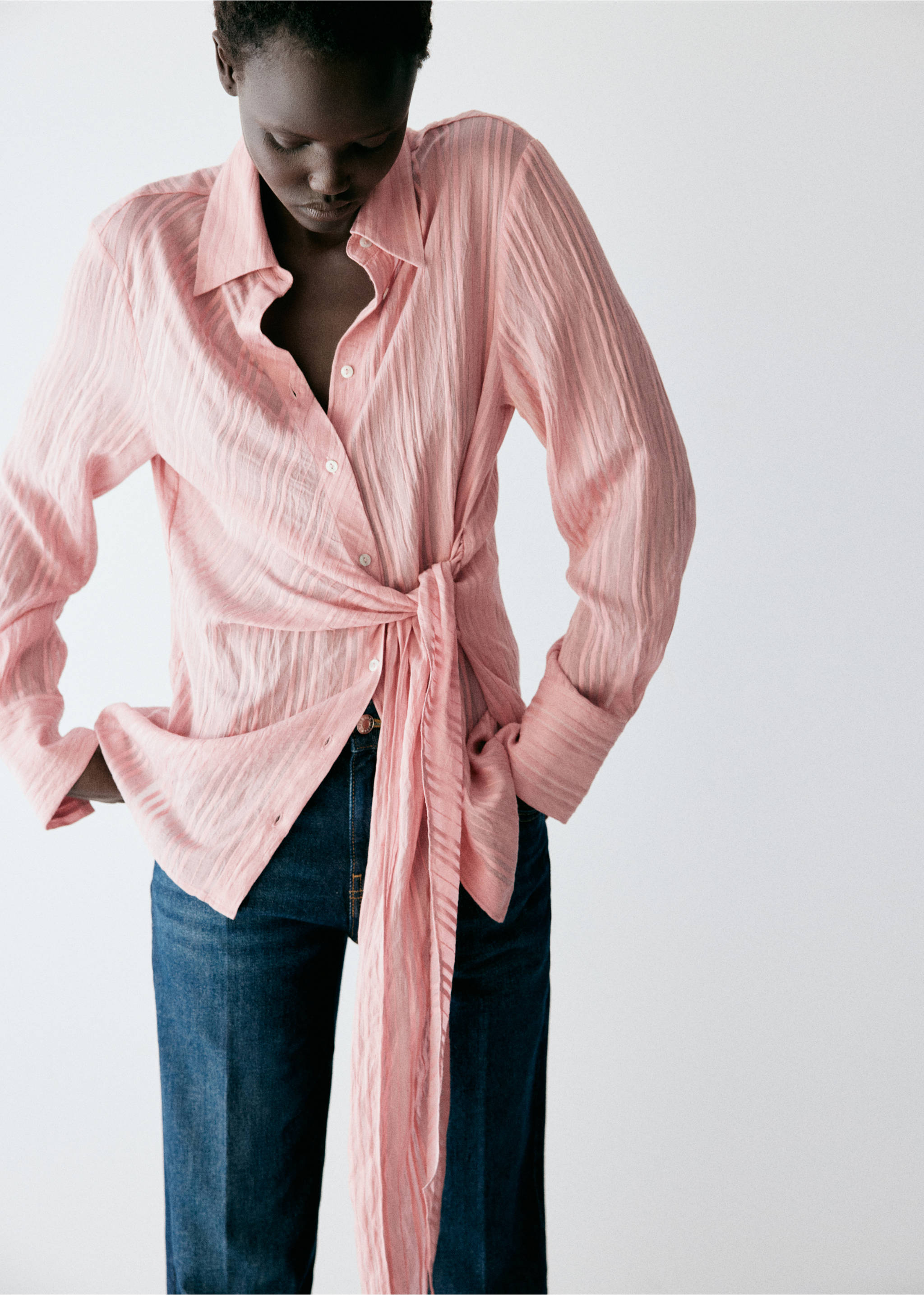 Striped blouse with bow detail - Medium plane, Pastel Pink. Ref: 37094463-00.