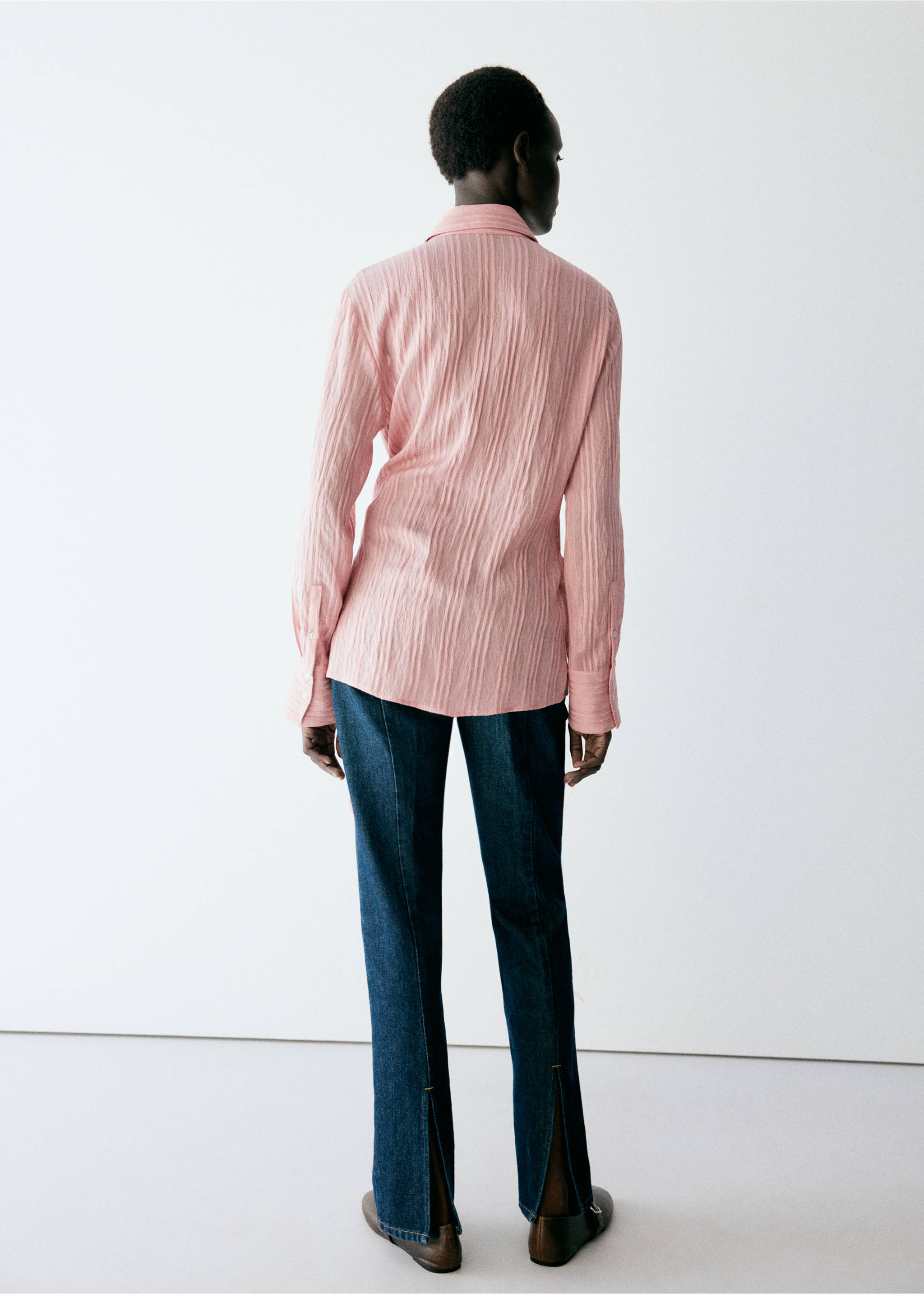 Striped blouse with bow detail - Reverse of the article, Pastel Pink. Ref: 37094463-00.
