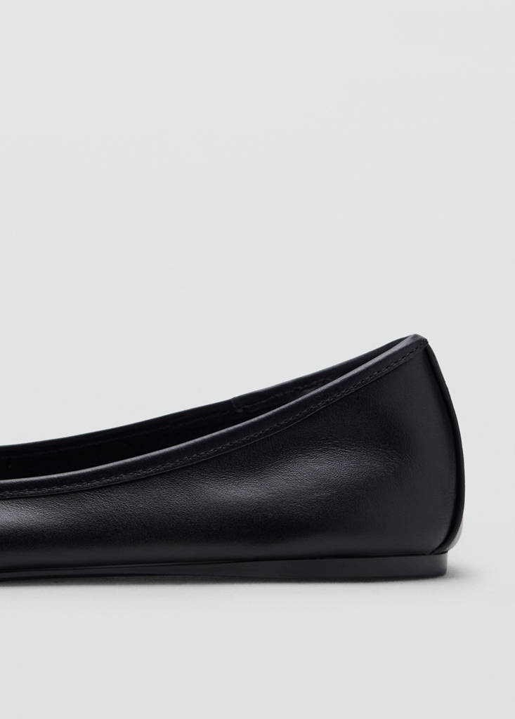 Leather ballet flats with bow — Black