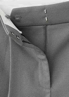 Straight shorts with pleated detail — Grey 5