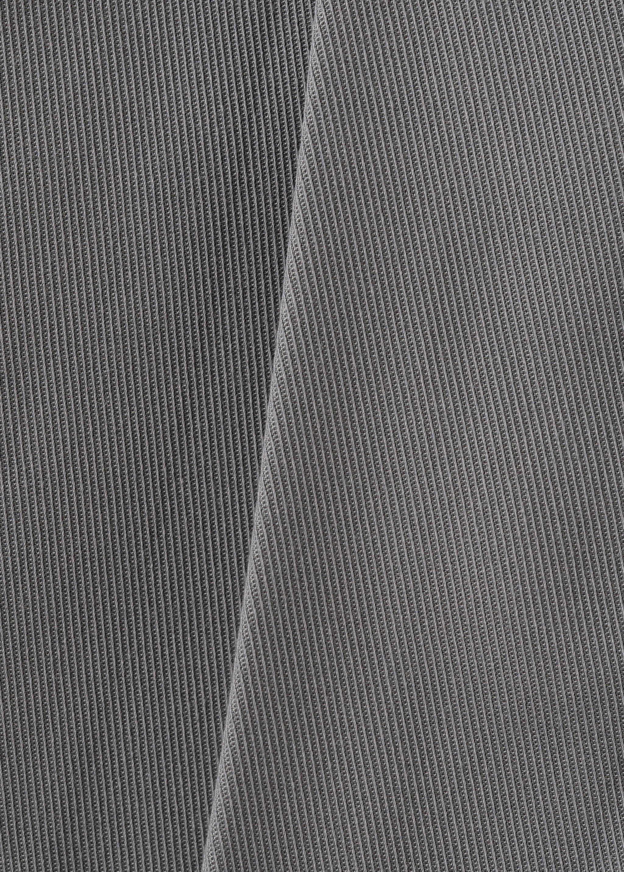 Straight shorts with pleated detail - Details of the article 0