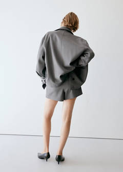 Straight shorts with pleated detail — Grey 9