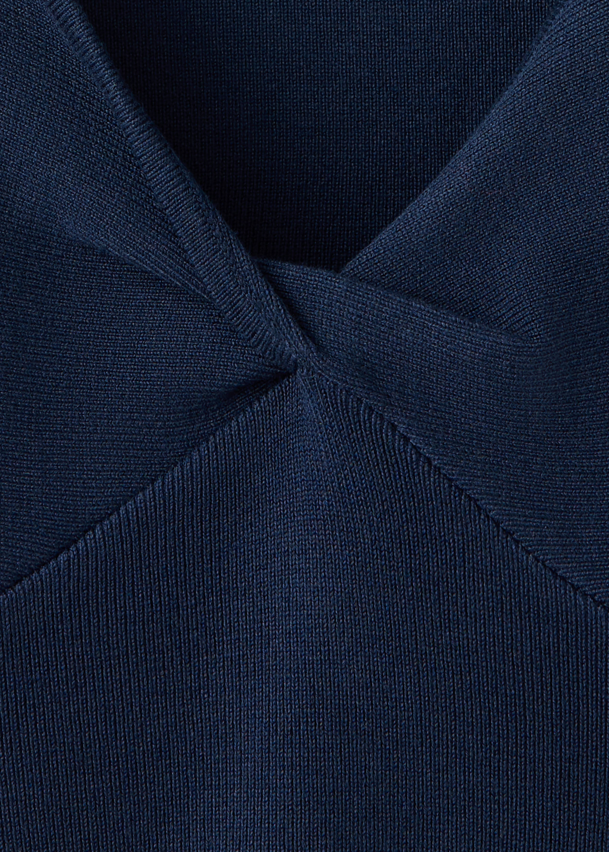 V-neck knitted top - Details of the article 8