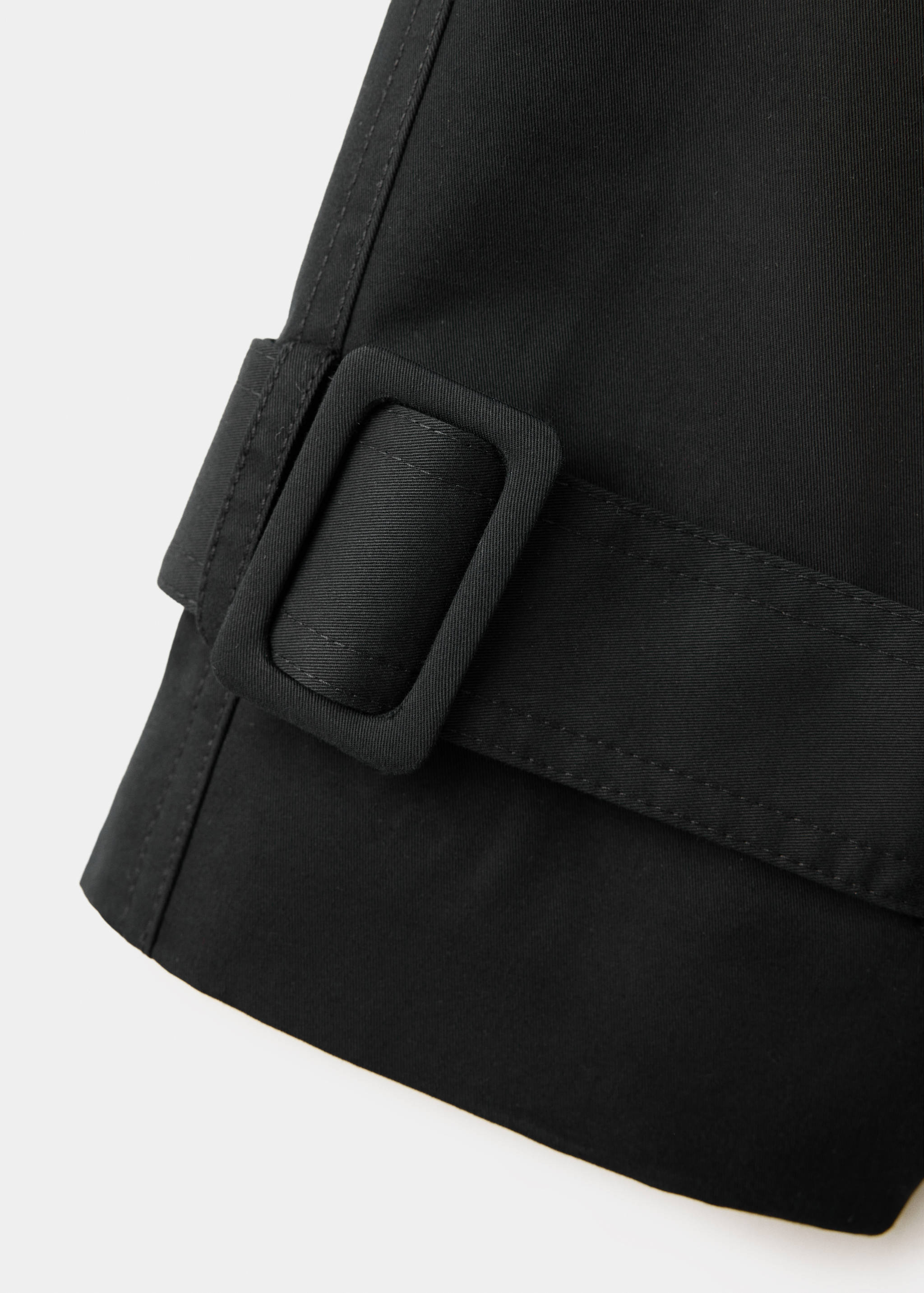 Long double-breasted trench coat - Details of the article 0