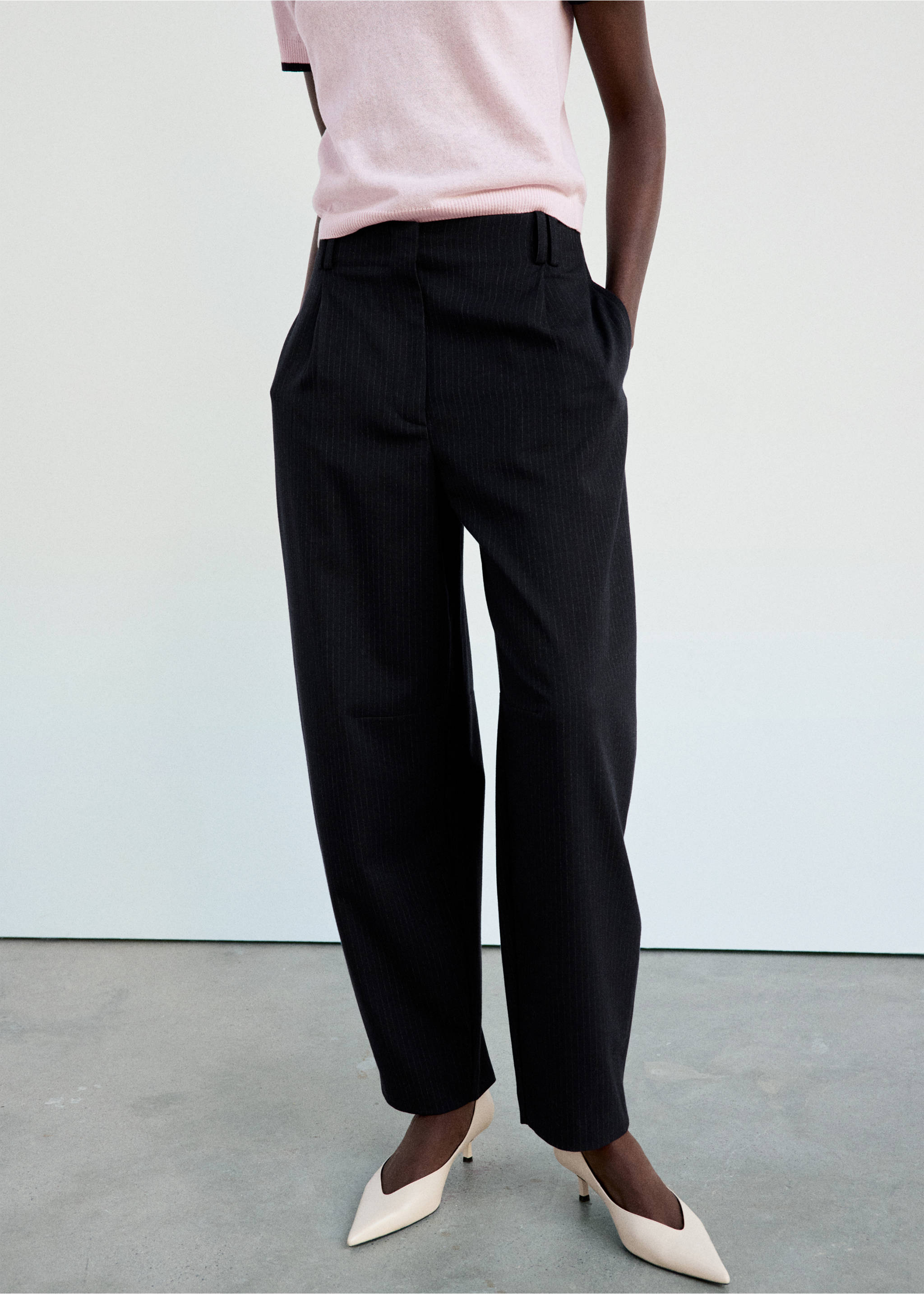 High-waisted balloon trousers - Medium plane, Dark Navy. Ref: 37094791-00.