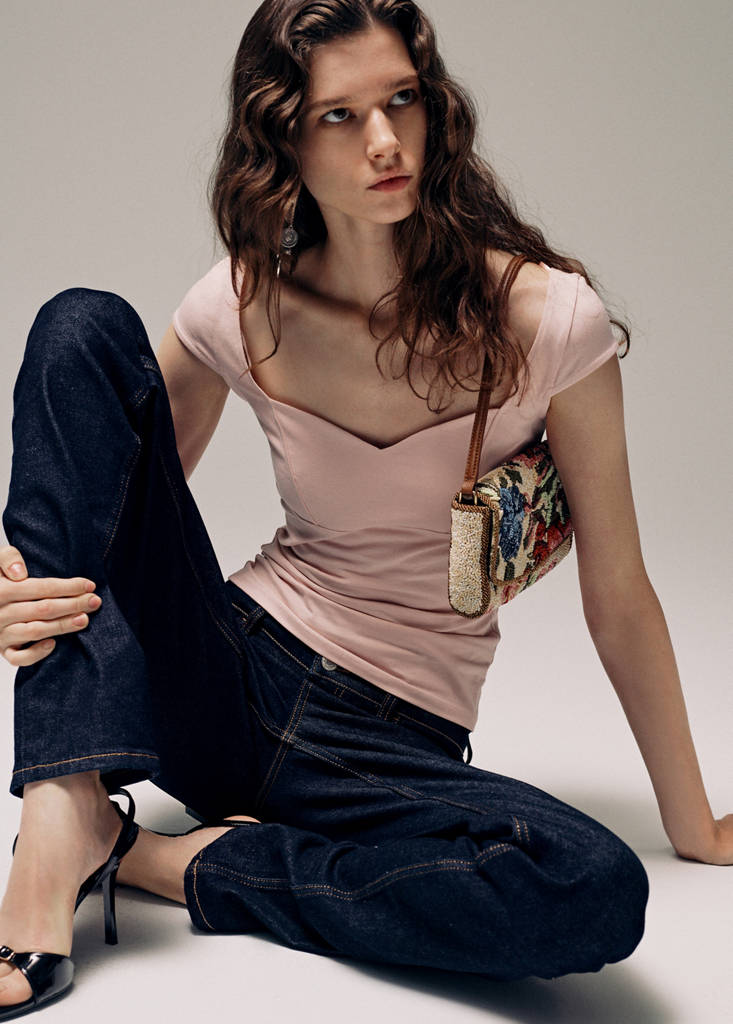 Knitted top with sweetheart neckline — Pink