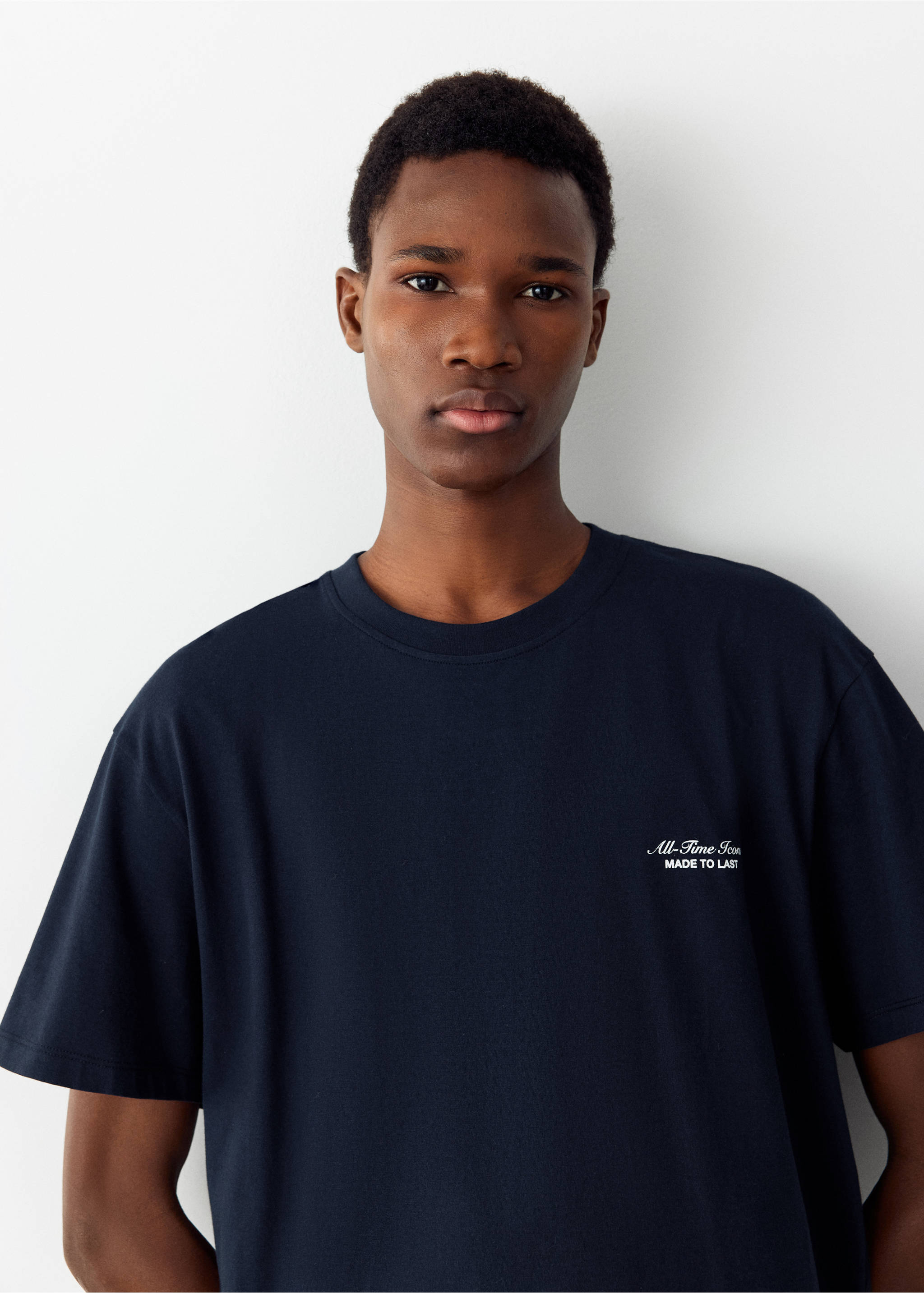 T-shirt 100 % coton imprimé - Détail de l'article 1, Bleu marine. Ref: 37094802-00.