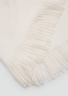 Fringed edge scarf — Ecru 3