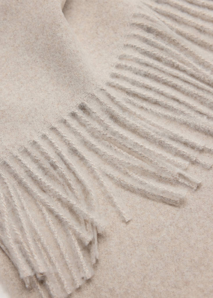 Fringed edge scarf — Sand