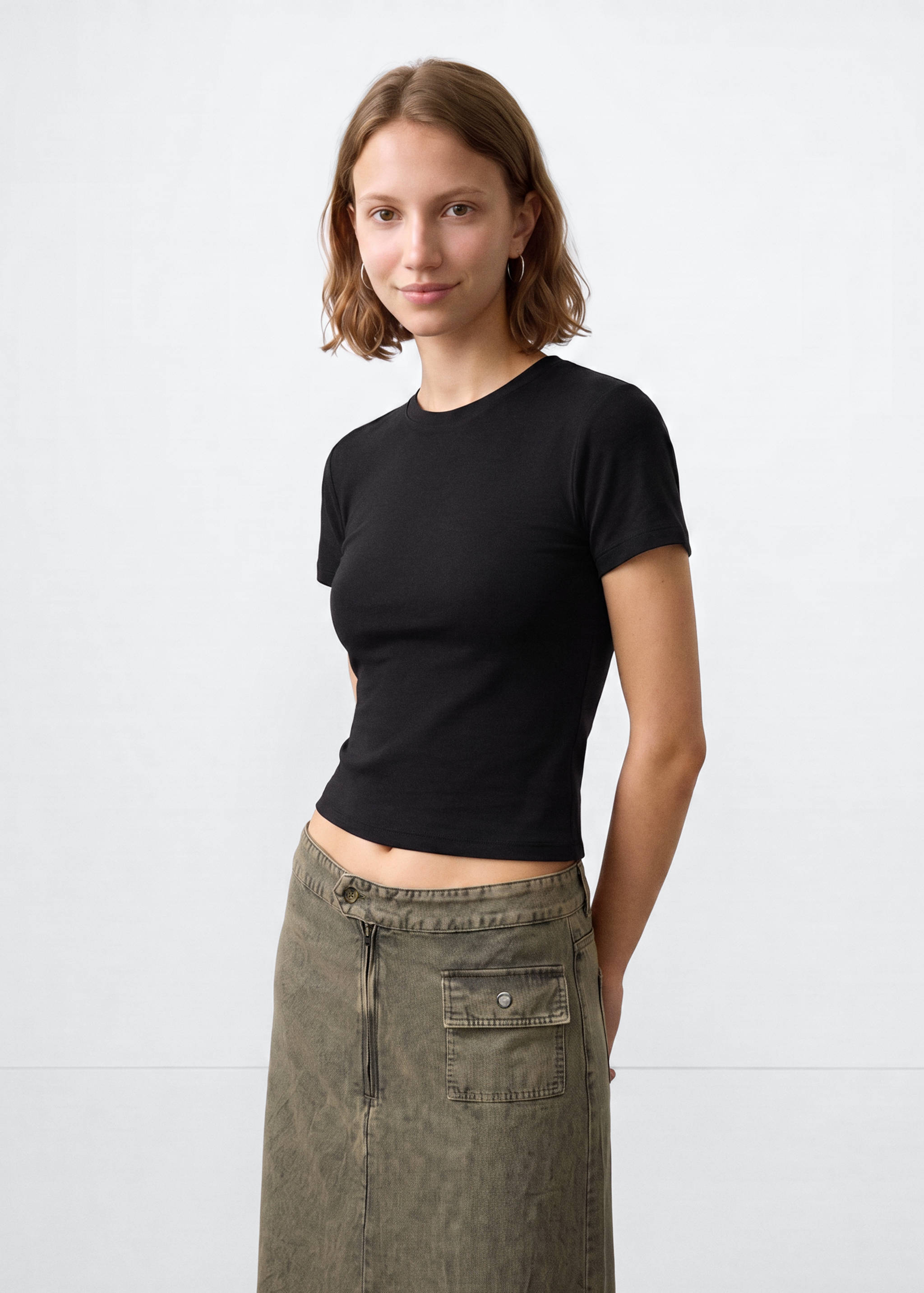 Slim-fit short-sleeved T-shirt - Medium plane