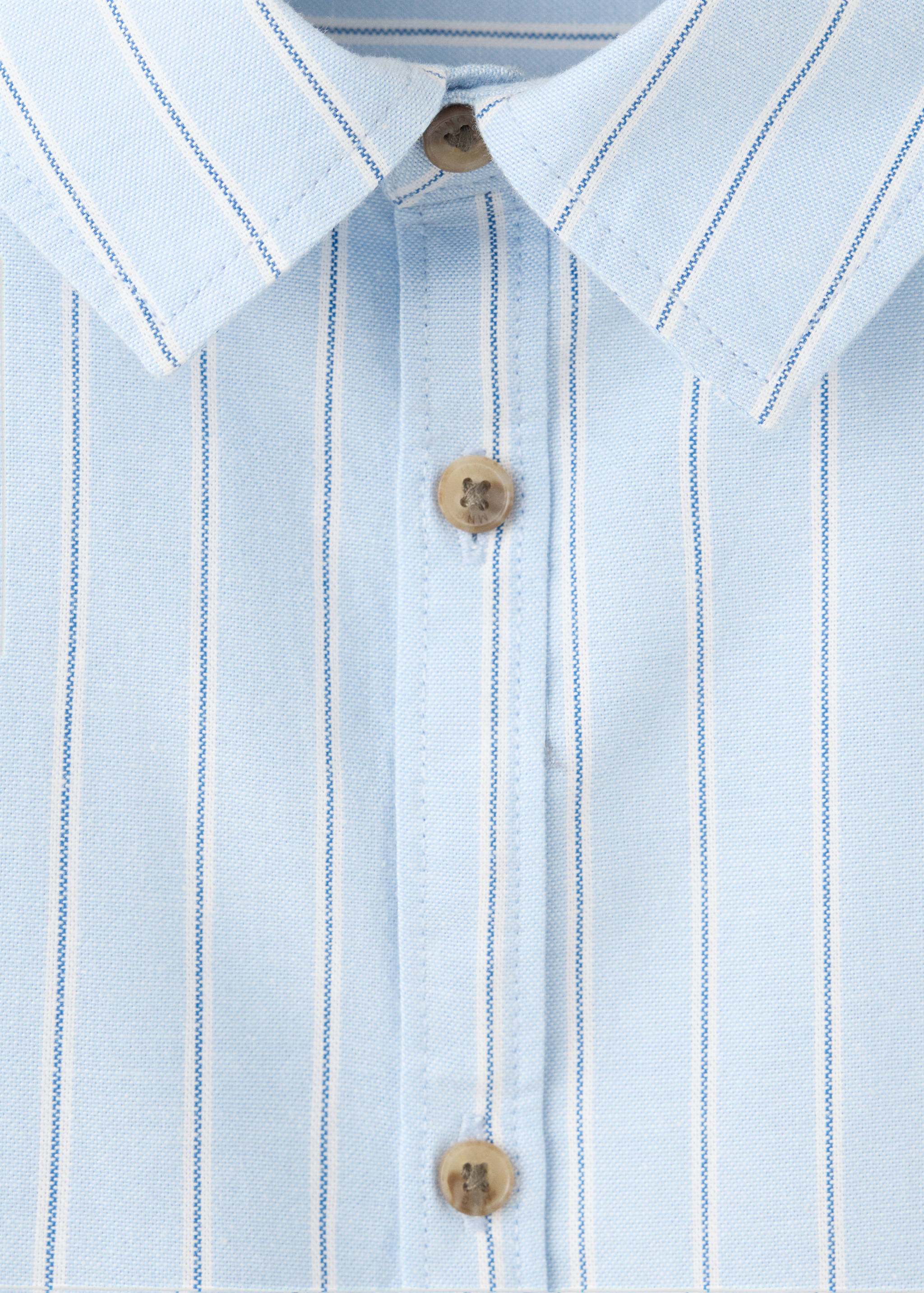 Shirt music - Details of the article 8