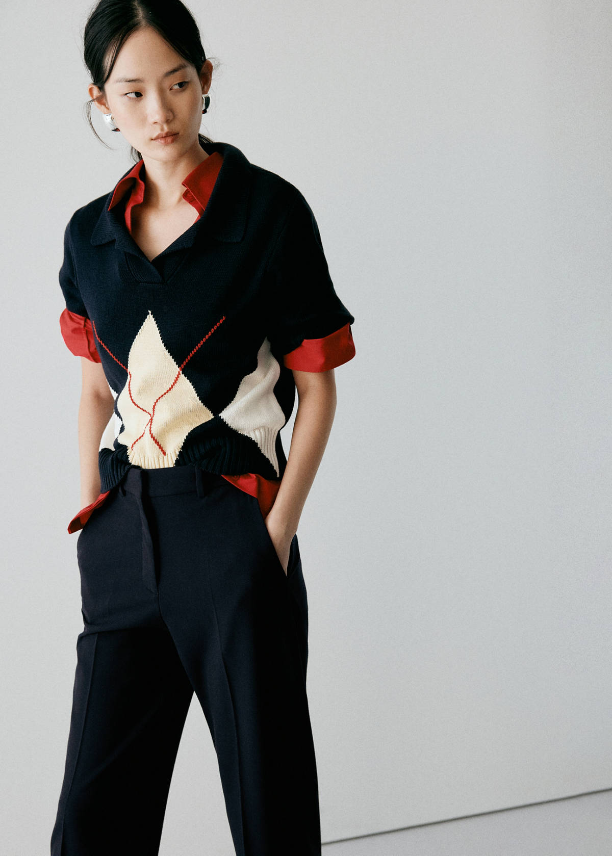 Straight mid-rise trousers — Navy