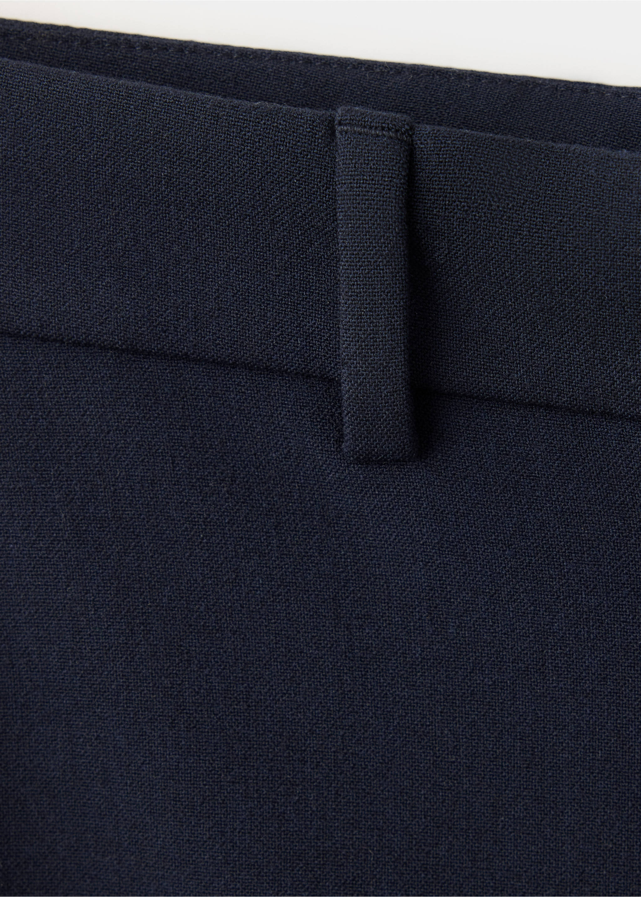 Straight mid-rise trousers - Details of the article 8, Navy. Ref: 37095181-00.