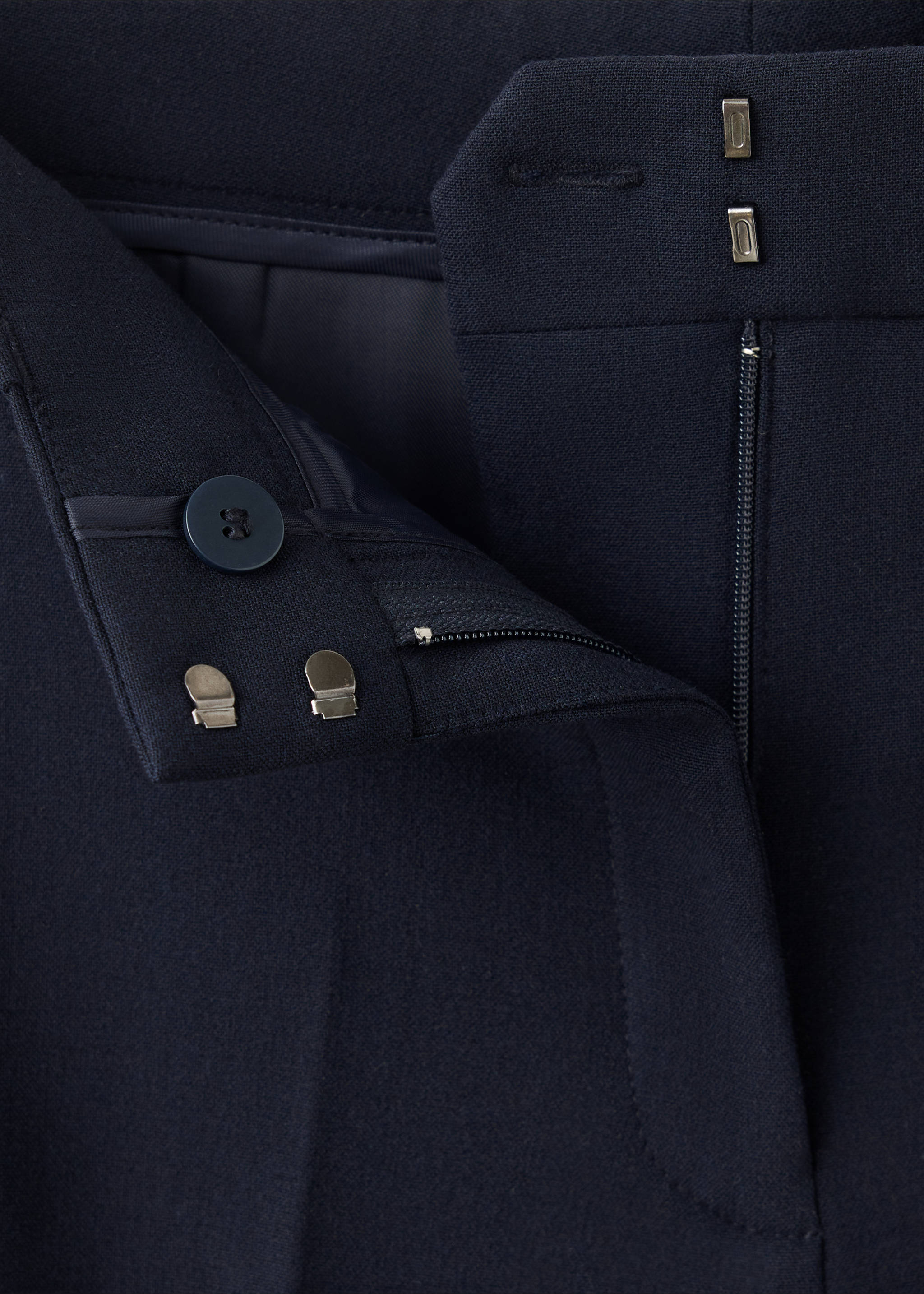 Straight mid-rise trousers - Details of the article 0, Navy. Ref: 37095181-00.