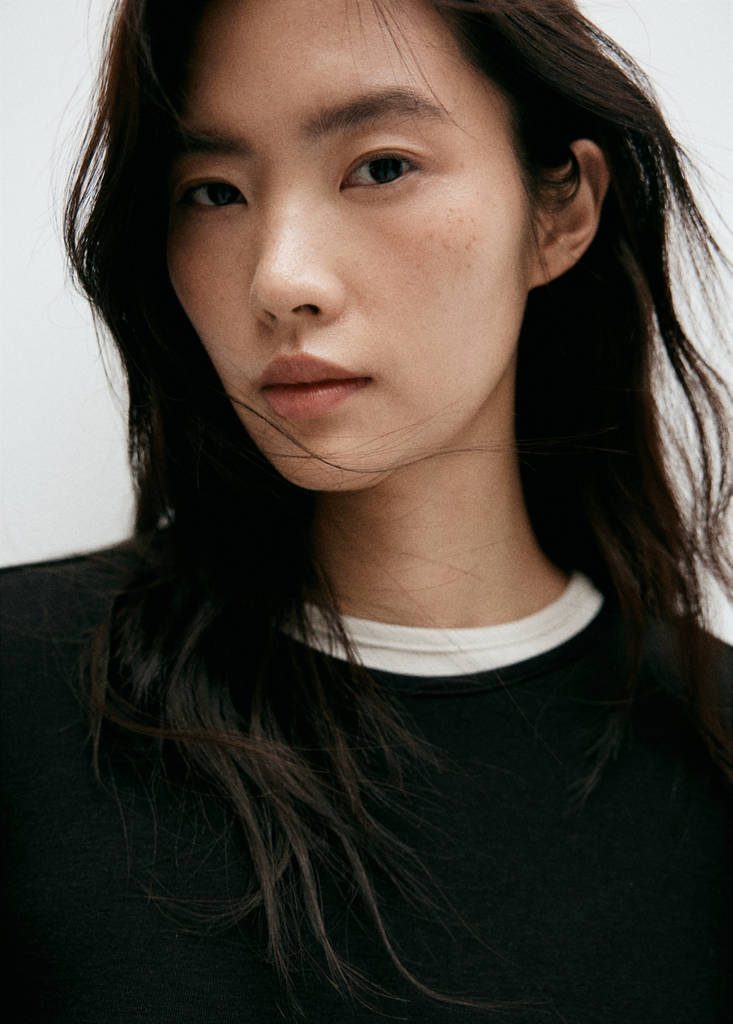 Long-sleeved fitted t-shirt — Black
