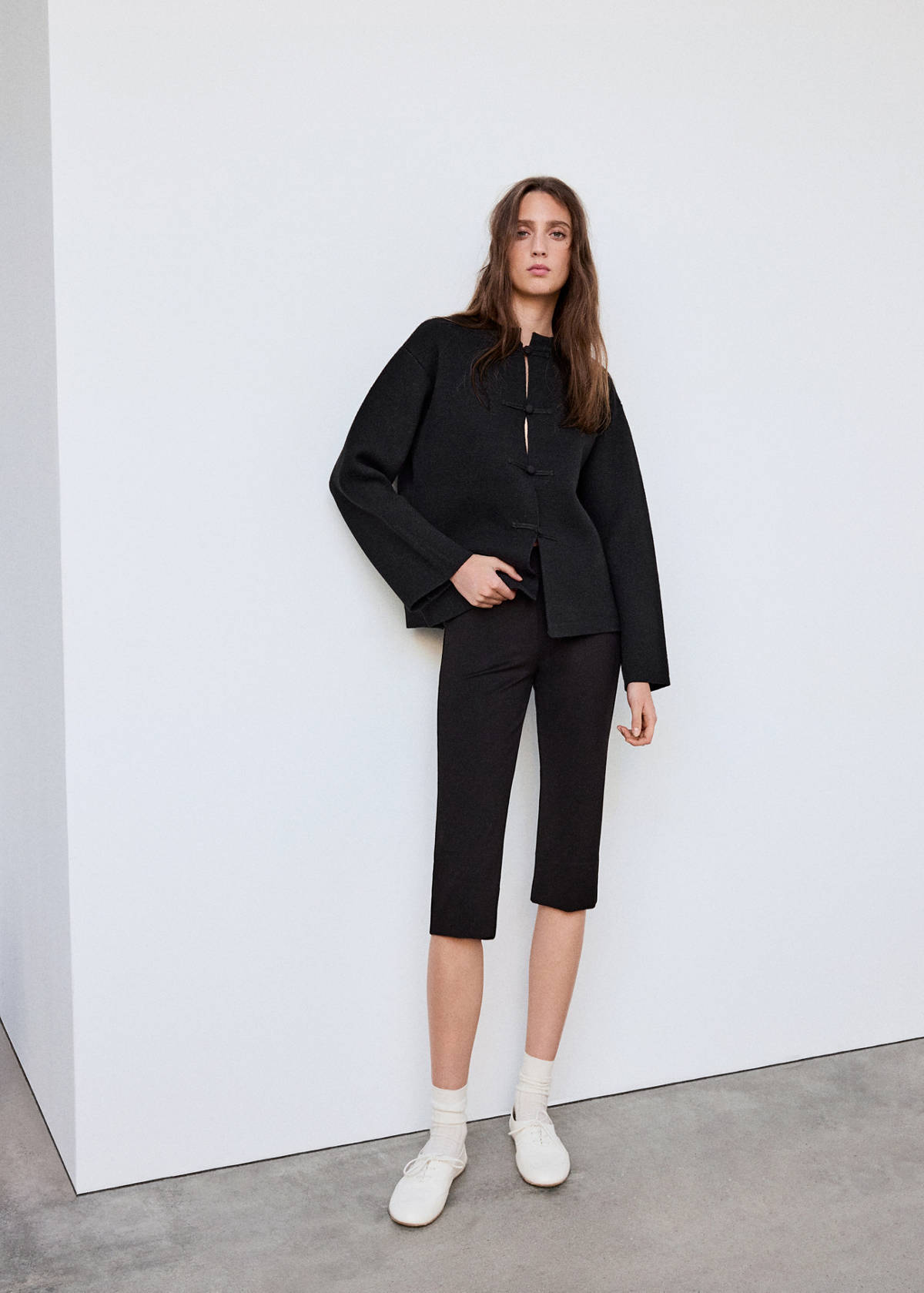 Straight jacket with frogging fastenings — Black