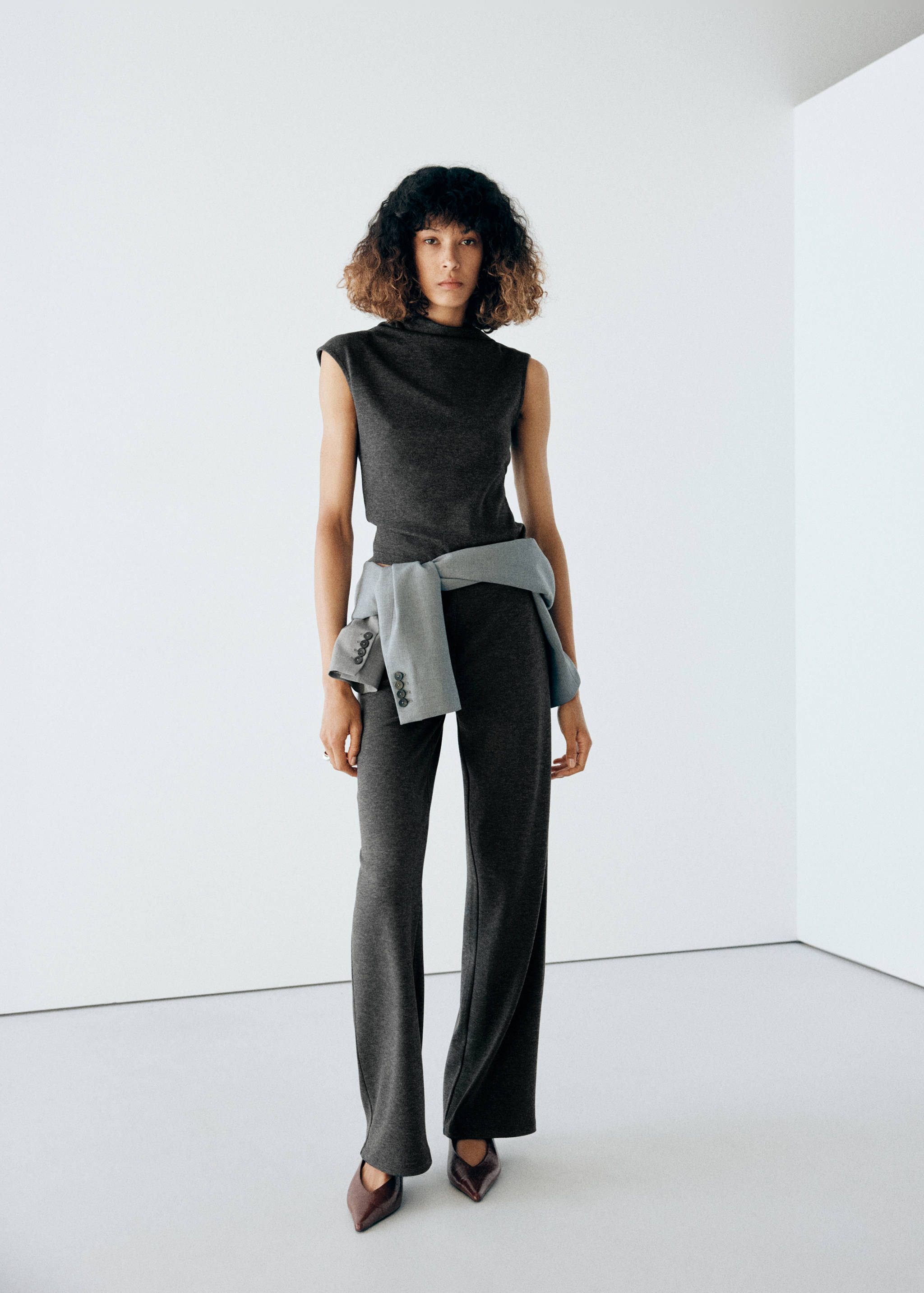 Ribbed straight-leg trousers - General plane
