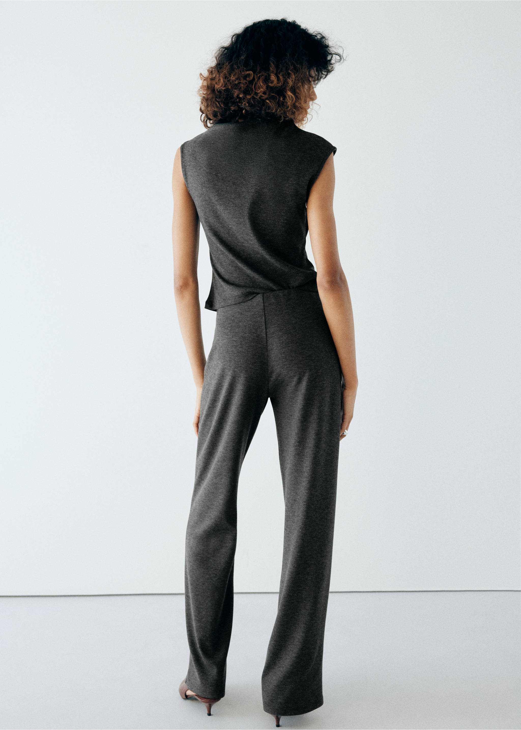 Ribbed straight-leg trousers - Reverse of the article, Dark Heather Grey. Ref: 37095848-00.