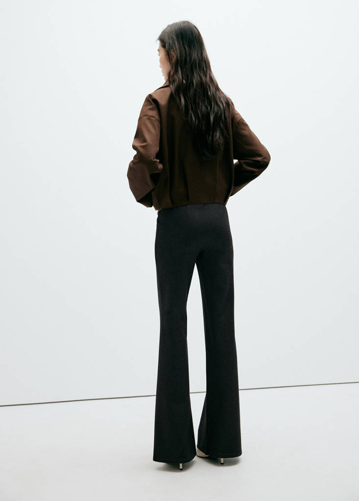 Straight seam leggings — Black