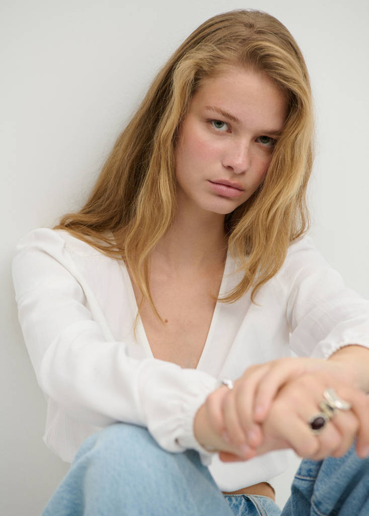 Textured blouse with puffed texture — Off White