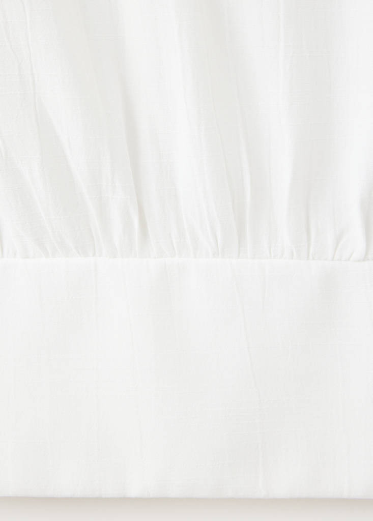 Textured blouse with puffed texture — Off White