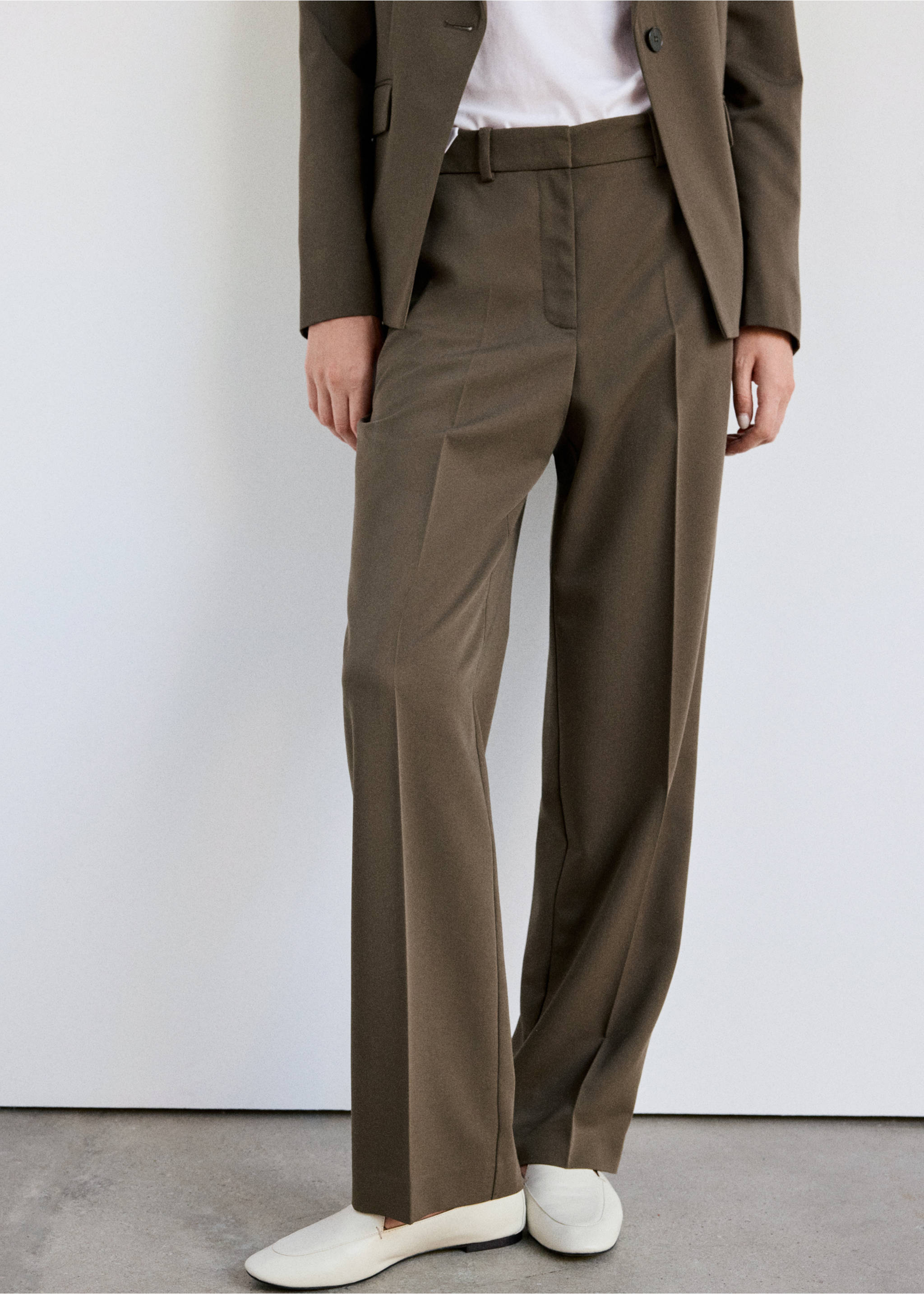 Straight suit trousers - Medium plane, Medium Green. Ref: 37095858-01.