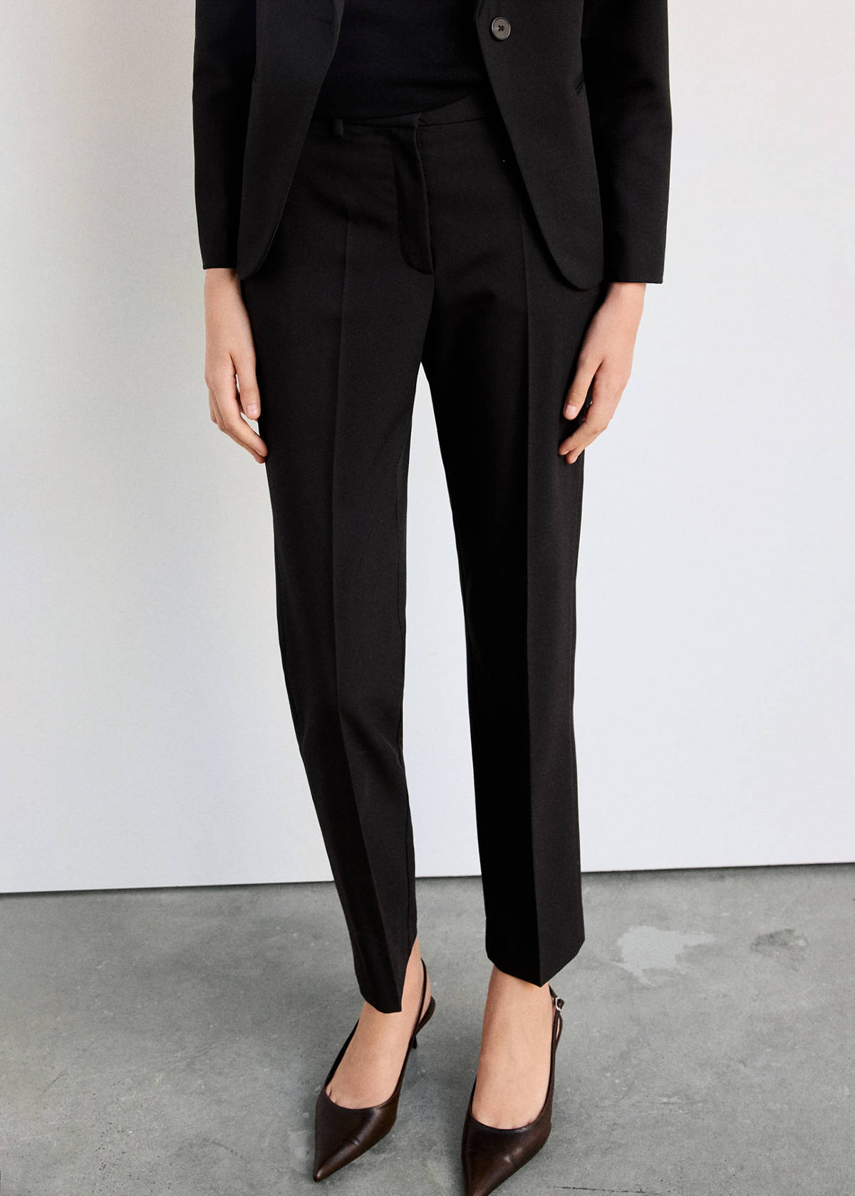 Straight suit trousers — Black