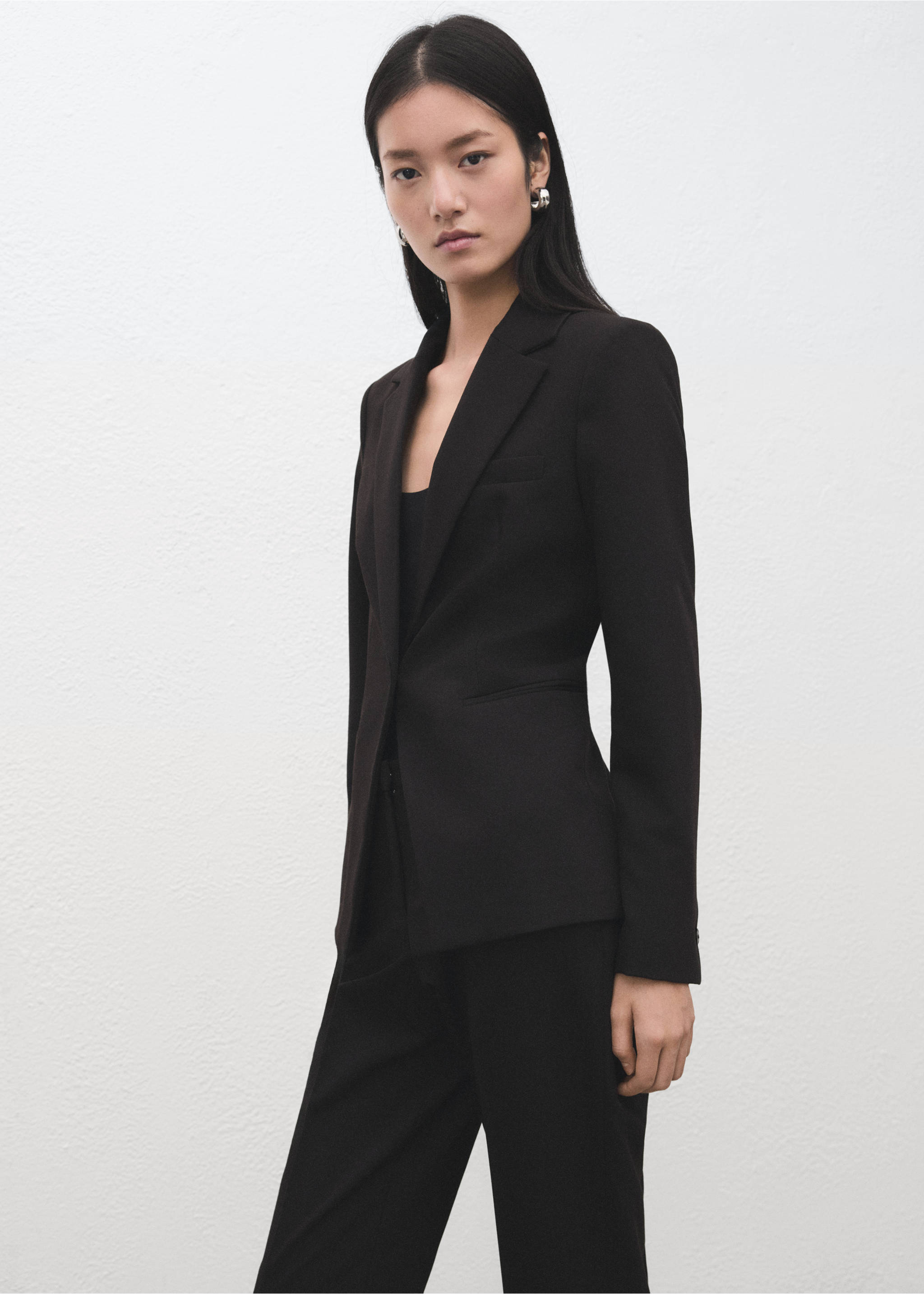 Straight suit trousers - Details of the article 3, Black. Ref: 37095858-00.