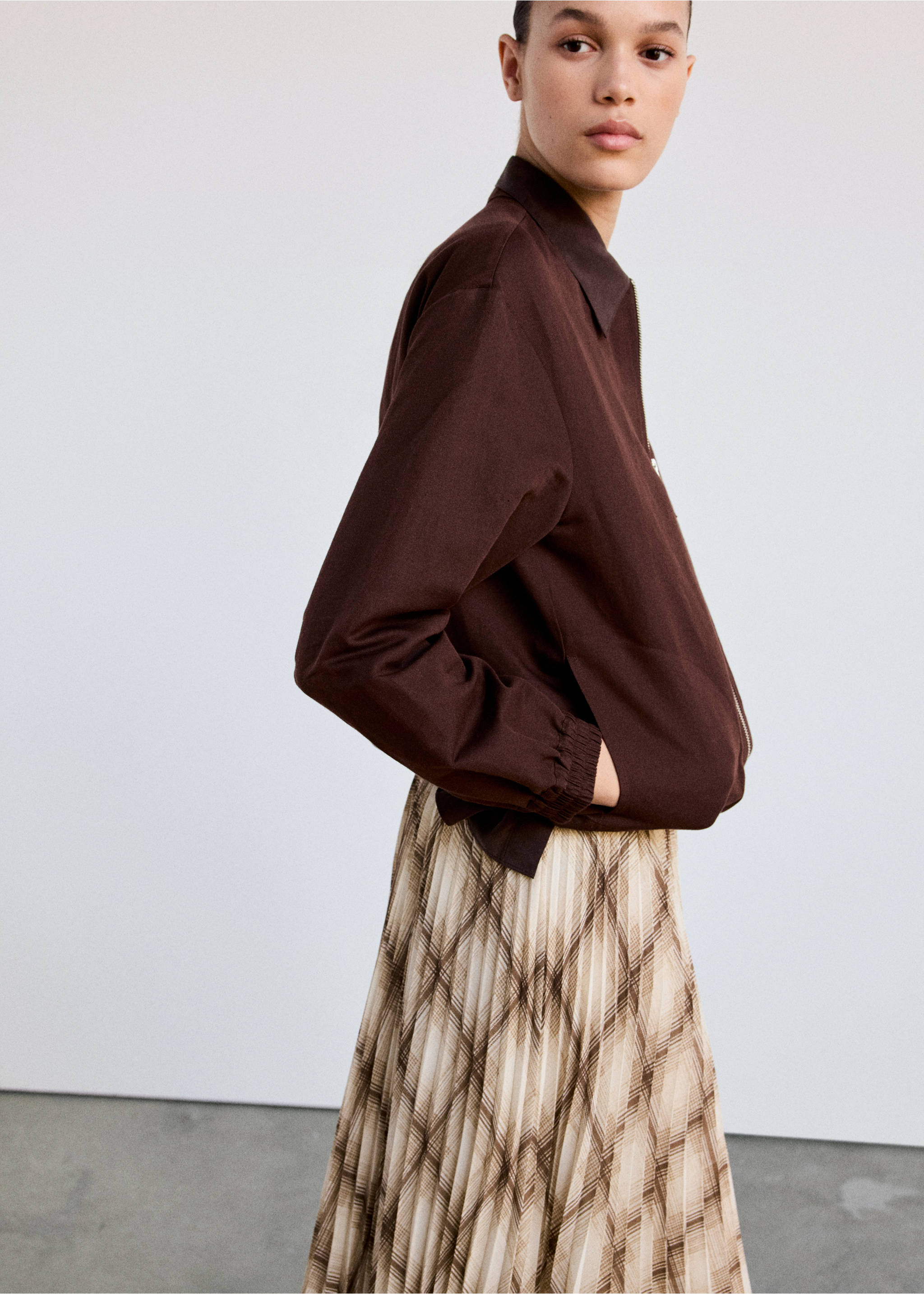 Checked pleated skirt - Medium plane, Brown. Ref: 37095860-00.