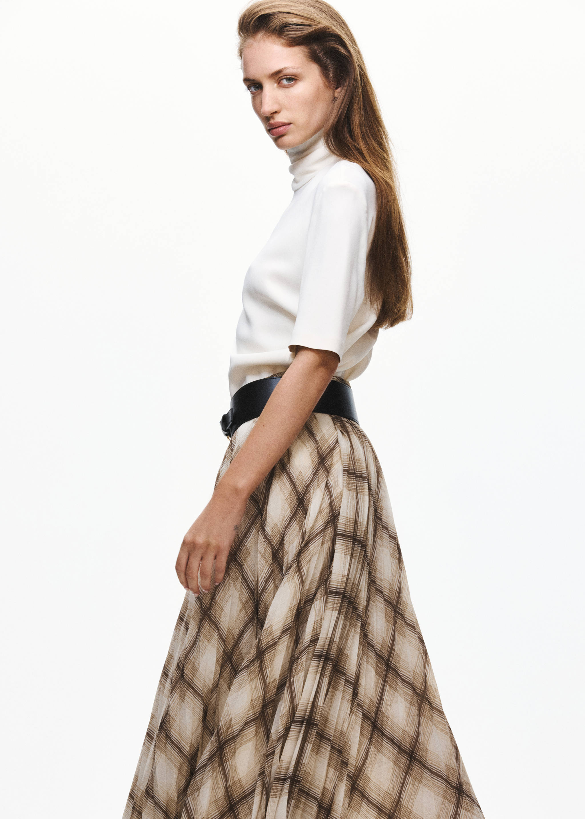 Checked pleated skirt - Details of the article 1