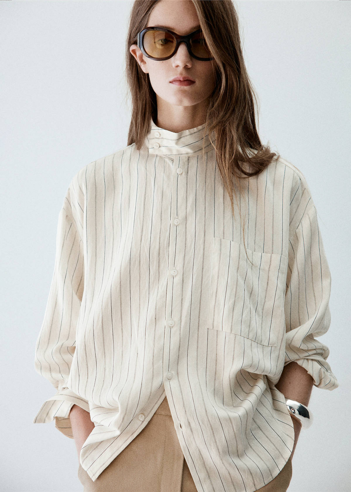 Striped shirt with stand-up collar — Beige