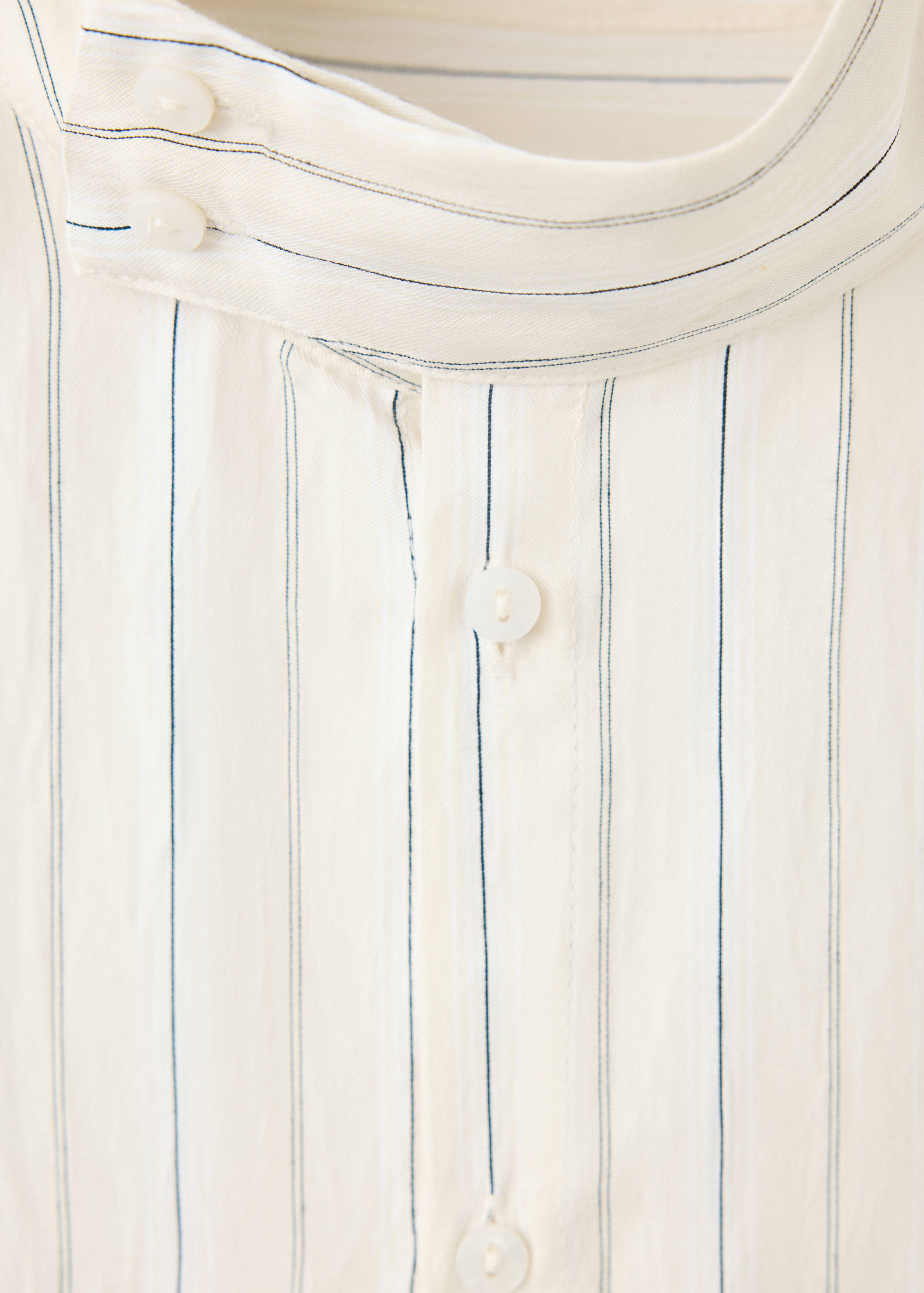 Striped shirt with stand-up collar - Details of the article 8