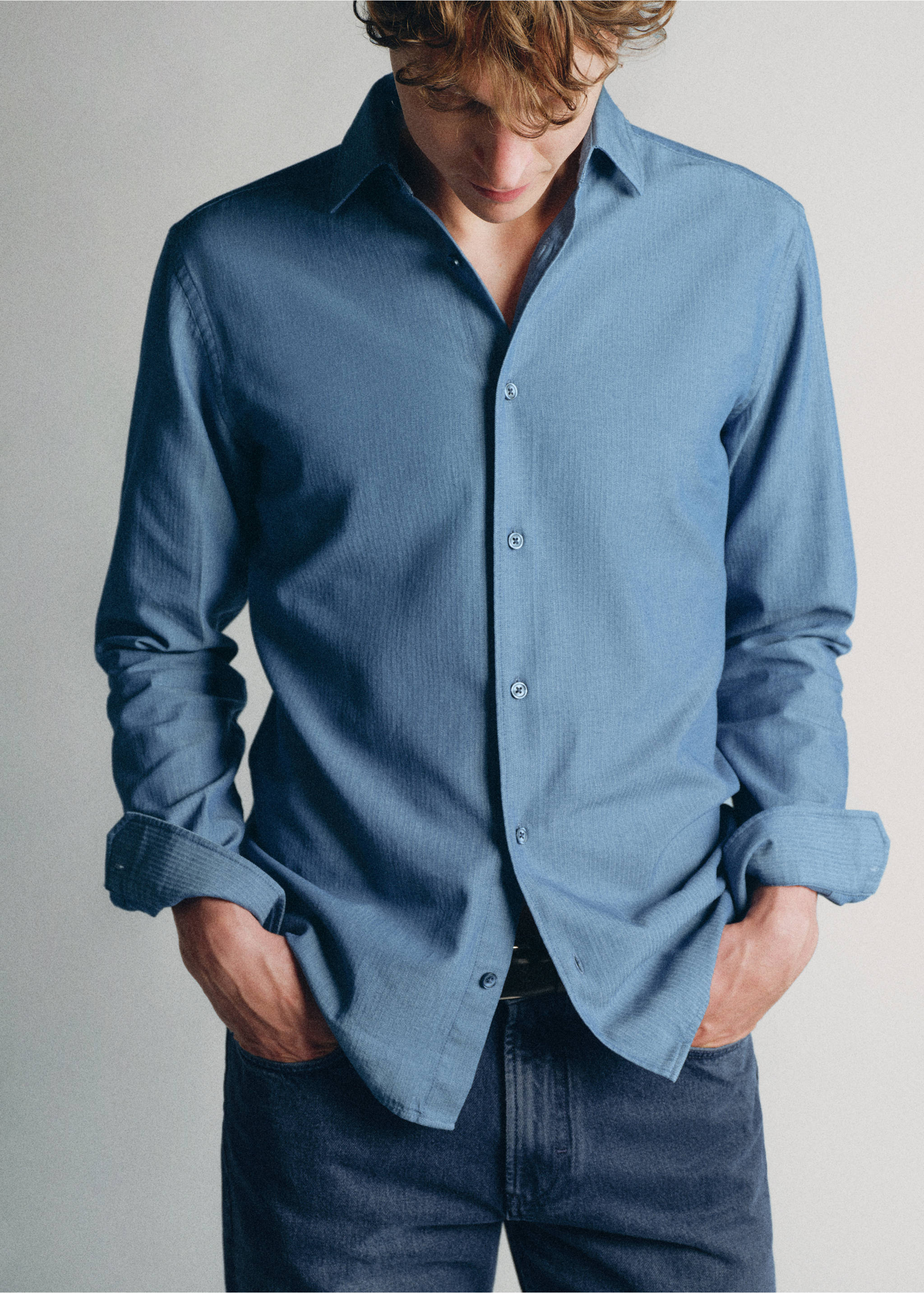 100% cotton denim shirt - Details of the article 4, Light Blue. Ref: 37095875-00.