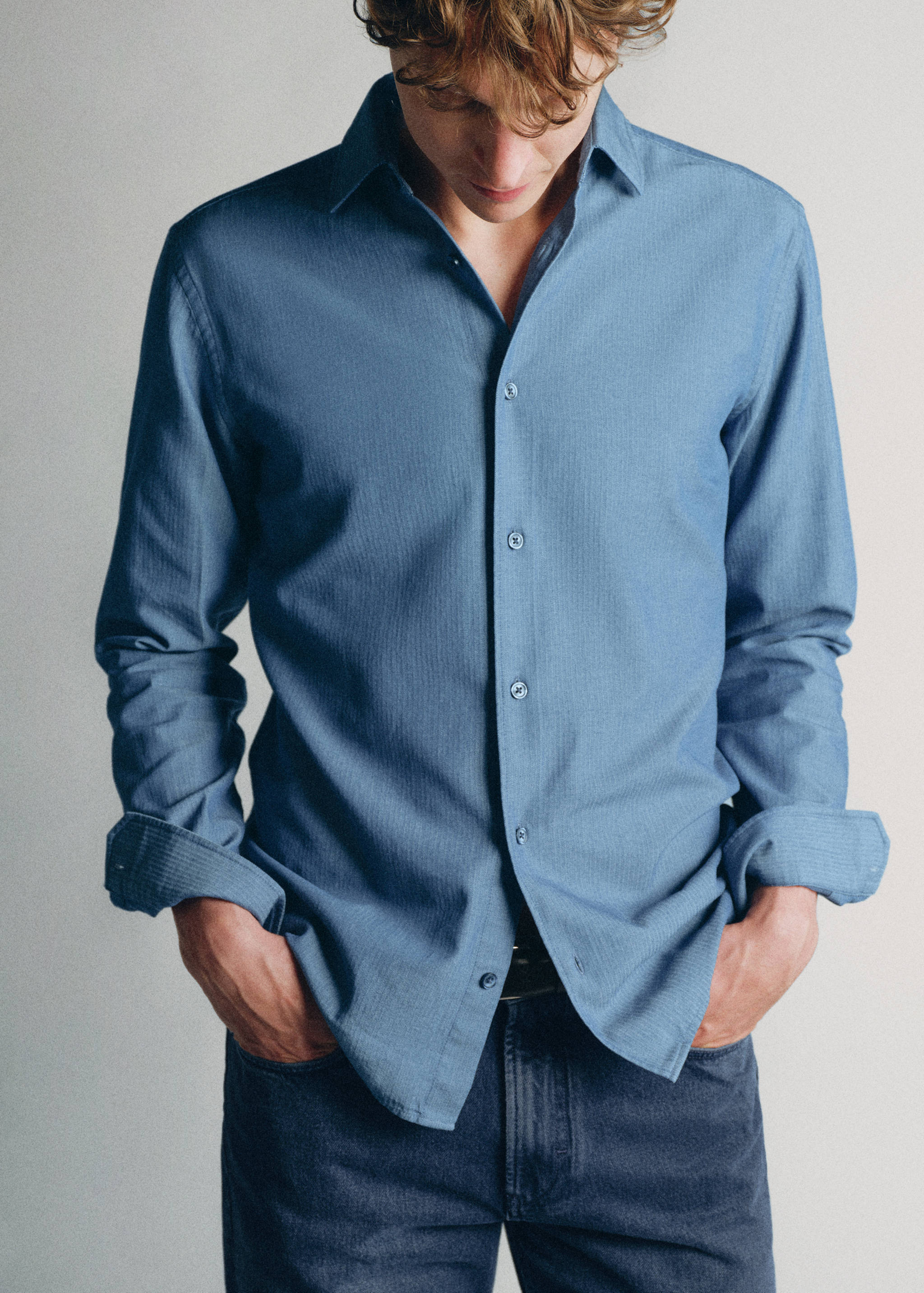 100% cotton denim shirt - Details of the article 4