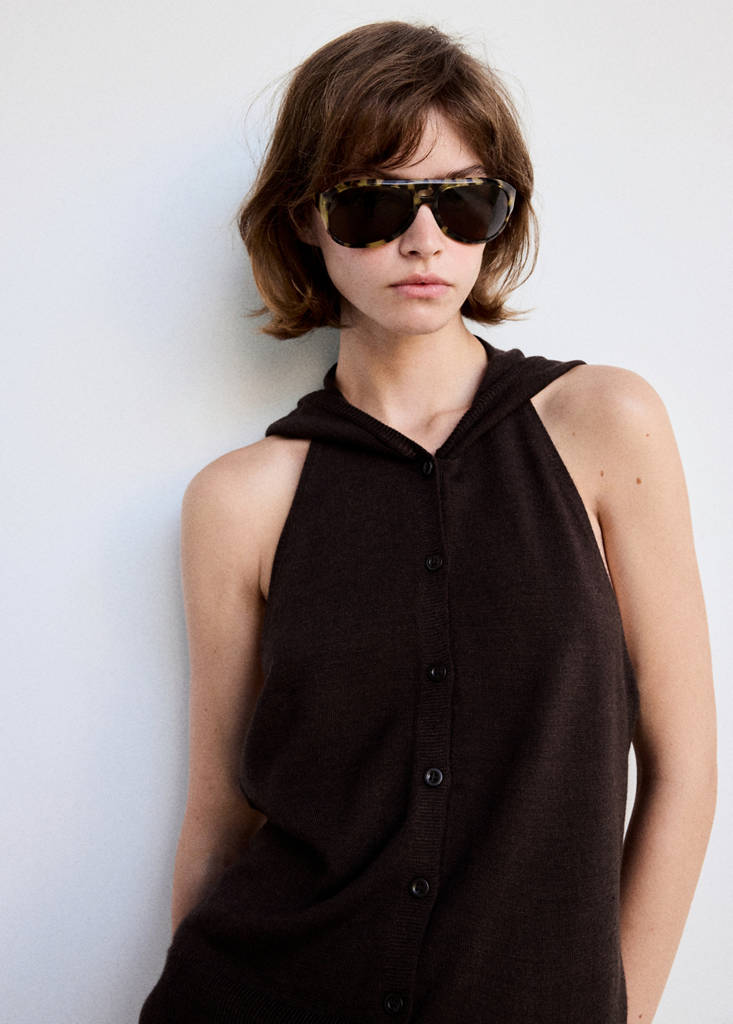 Halter-neck knit top — Brown