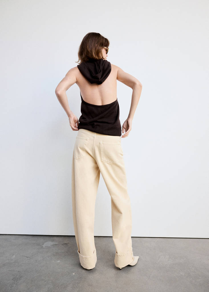 Halter-neck knit top — Brown