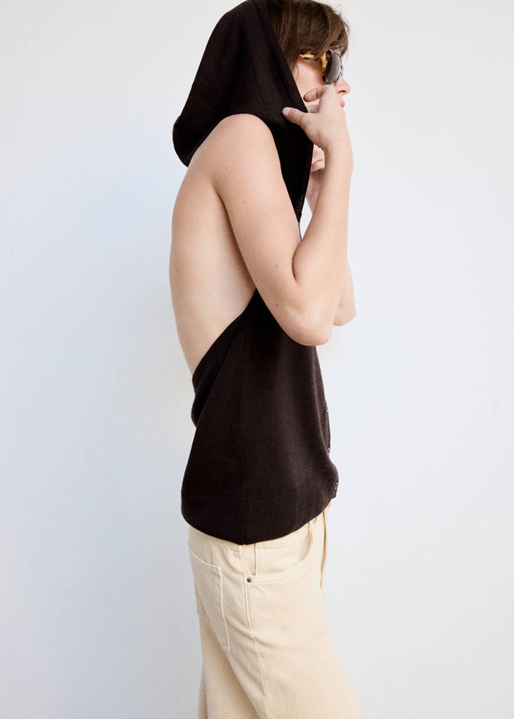 Halter-neck knit top — Brown