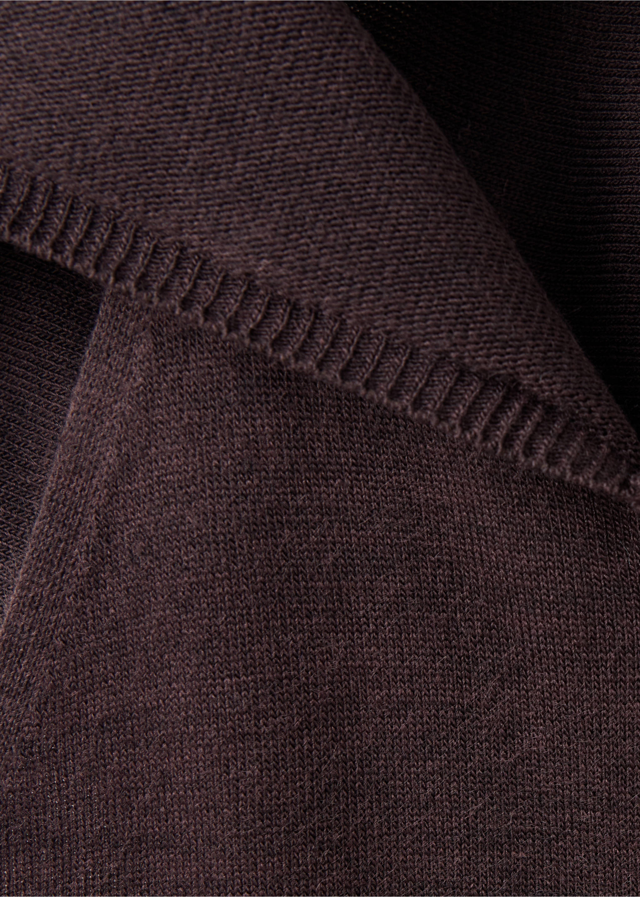 Halter-neck knit top - Details of the article 8, Brown. Ref: 37095877-00.
