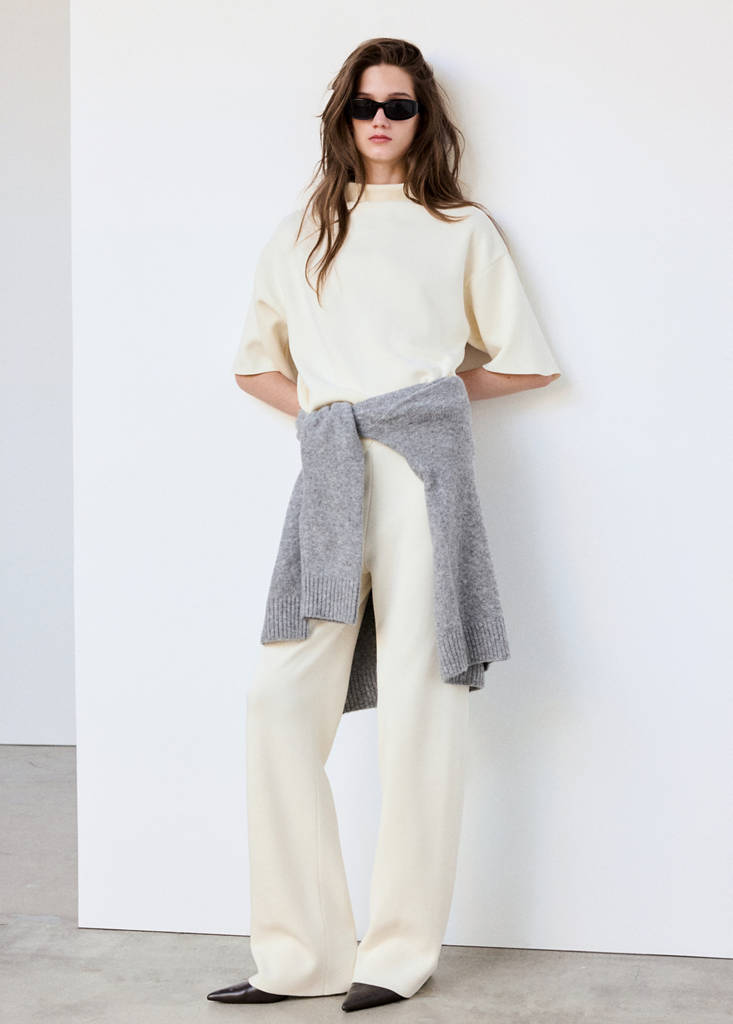 Fine-knit straight-fit trousers — Ecru