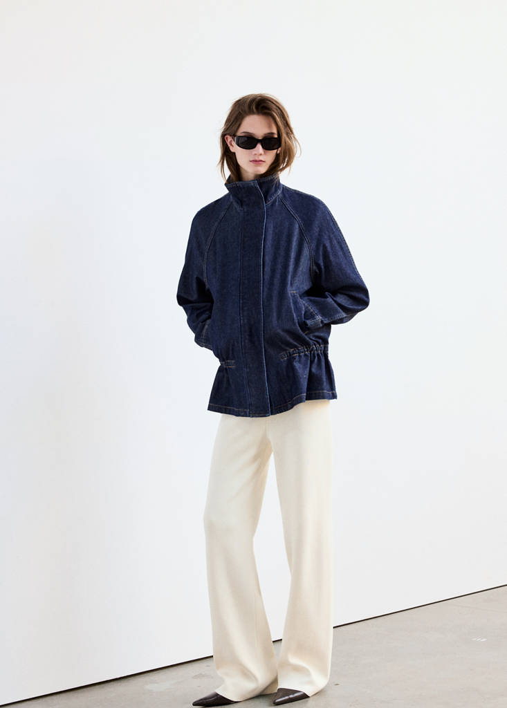 Fine-knit straight-fit trousers — Ecru