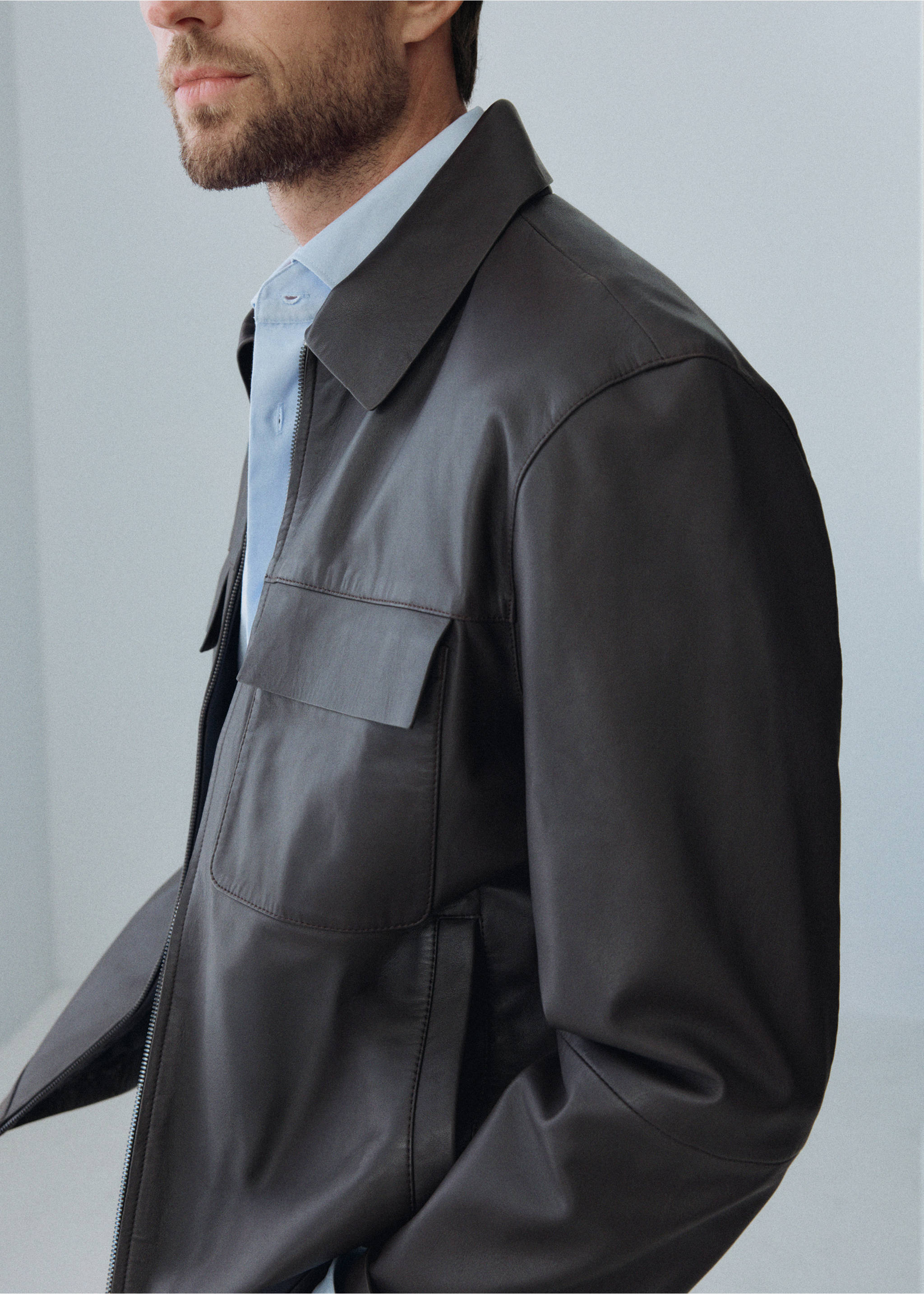 100% leather jacket with pockets - Details of the article 1, Chocolate. Ref: 37095974-01.