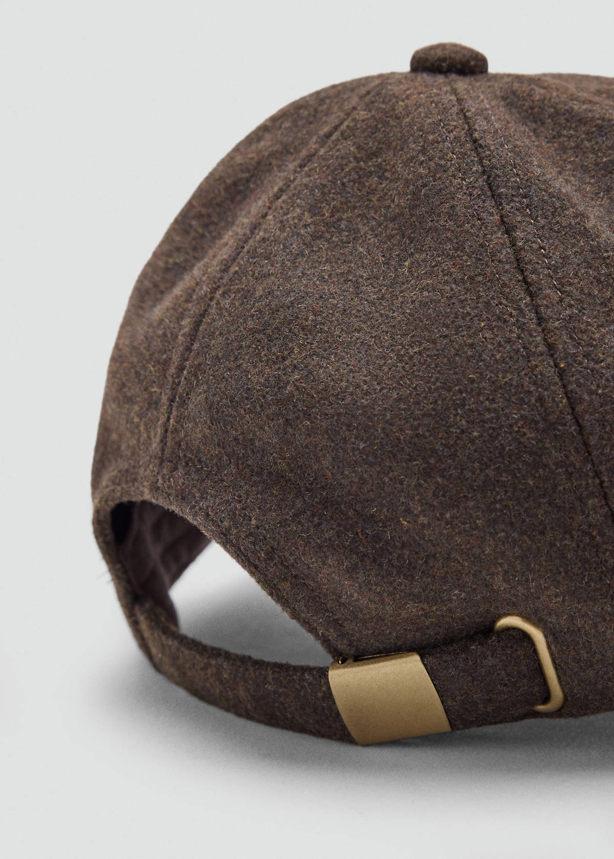 Cap with visor — Chocolate