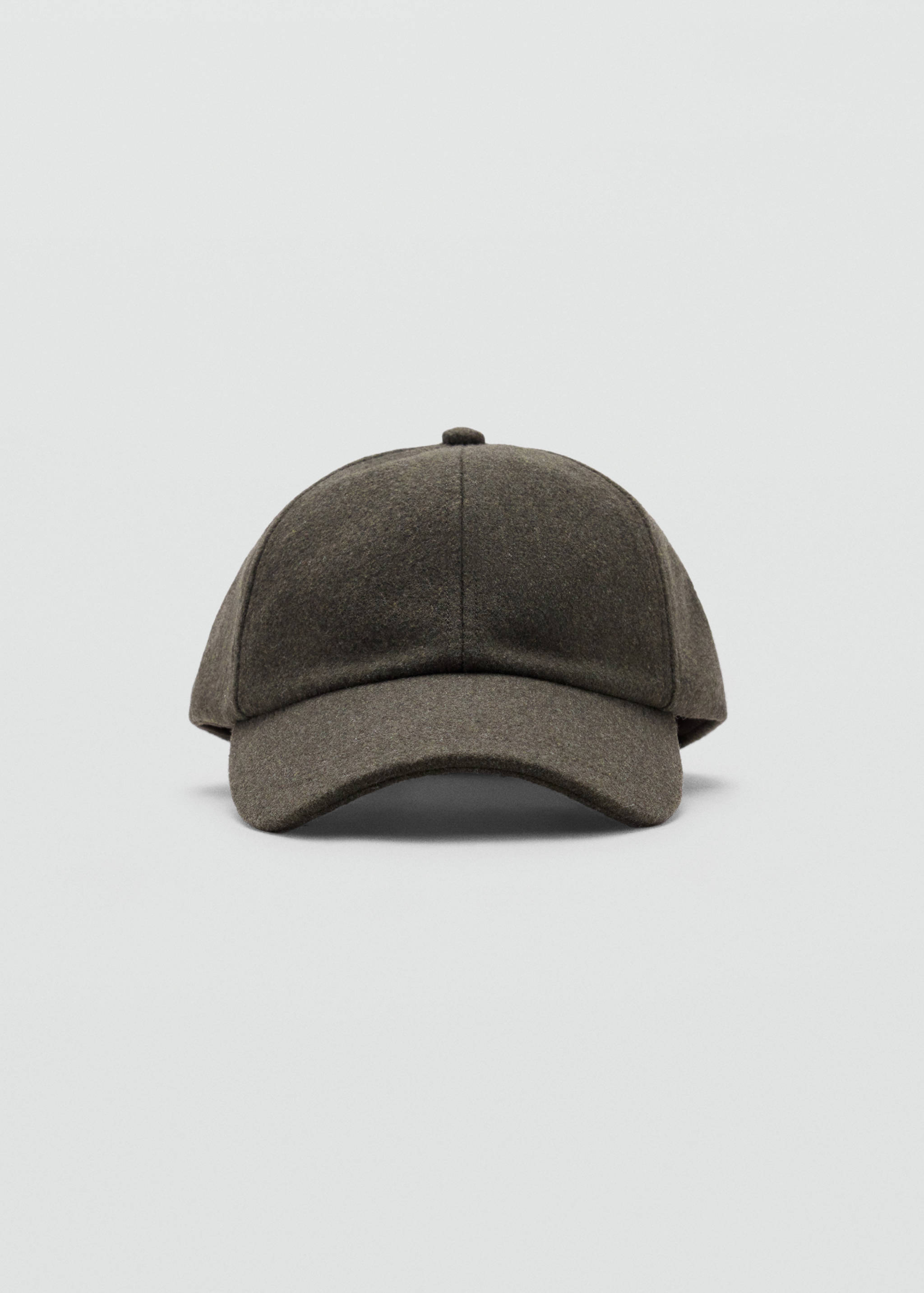Cap with visor - Medium plane