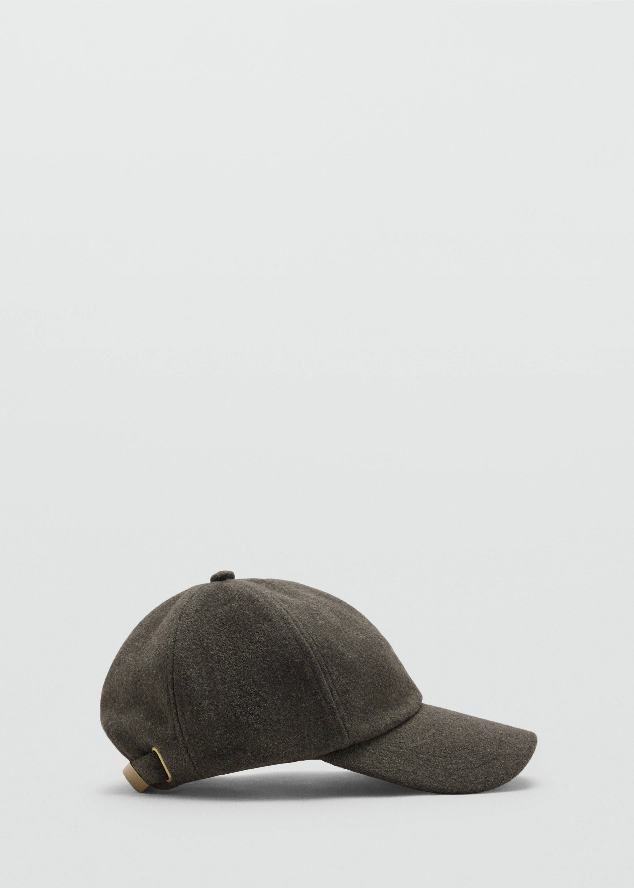 Cap with visor - Article without model, Khaki. Ref: 37095977-00.