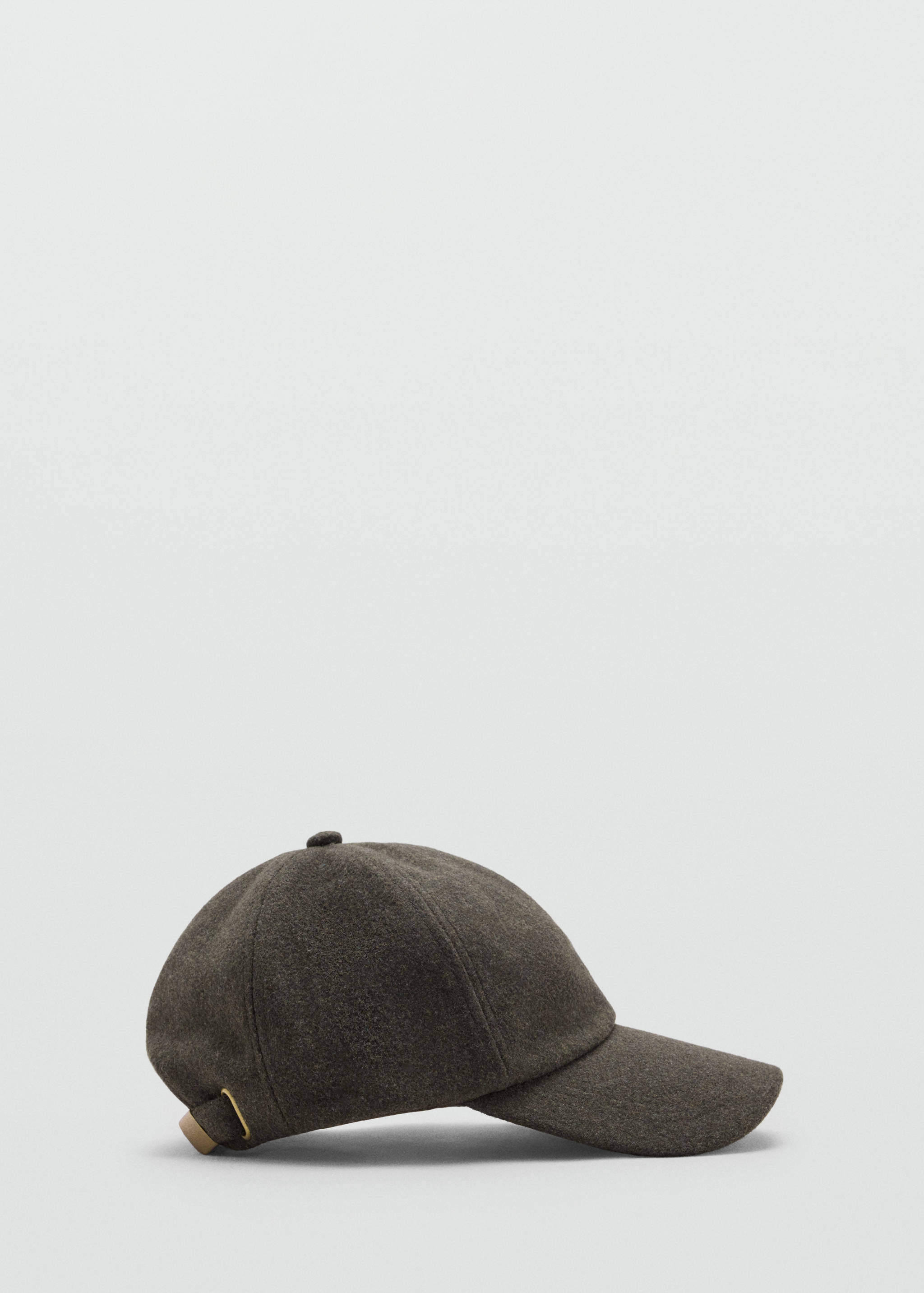 Cap with visor - Article without model