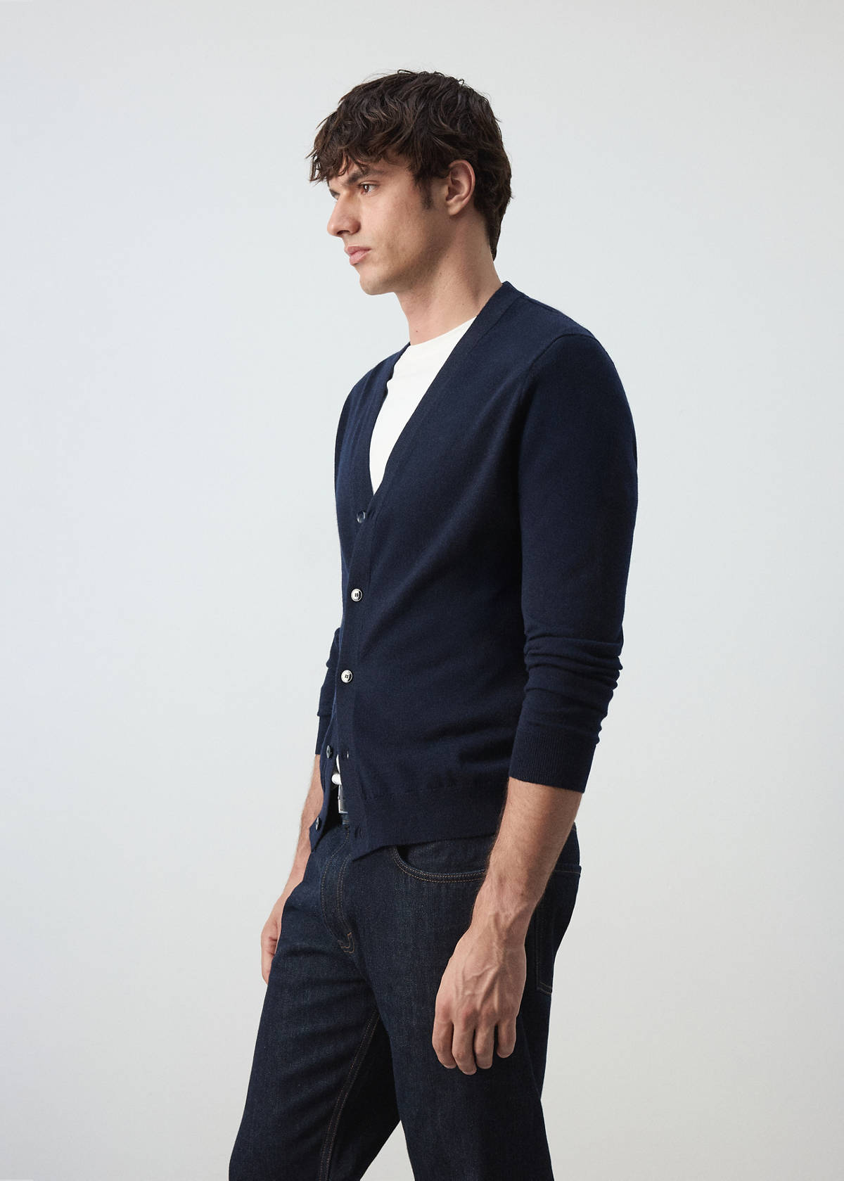 Fine-knit cardigan in 100% merino wool — Navy