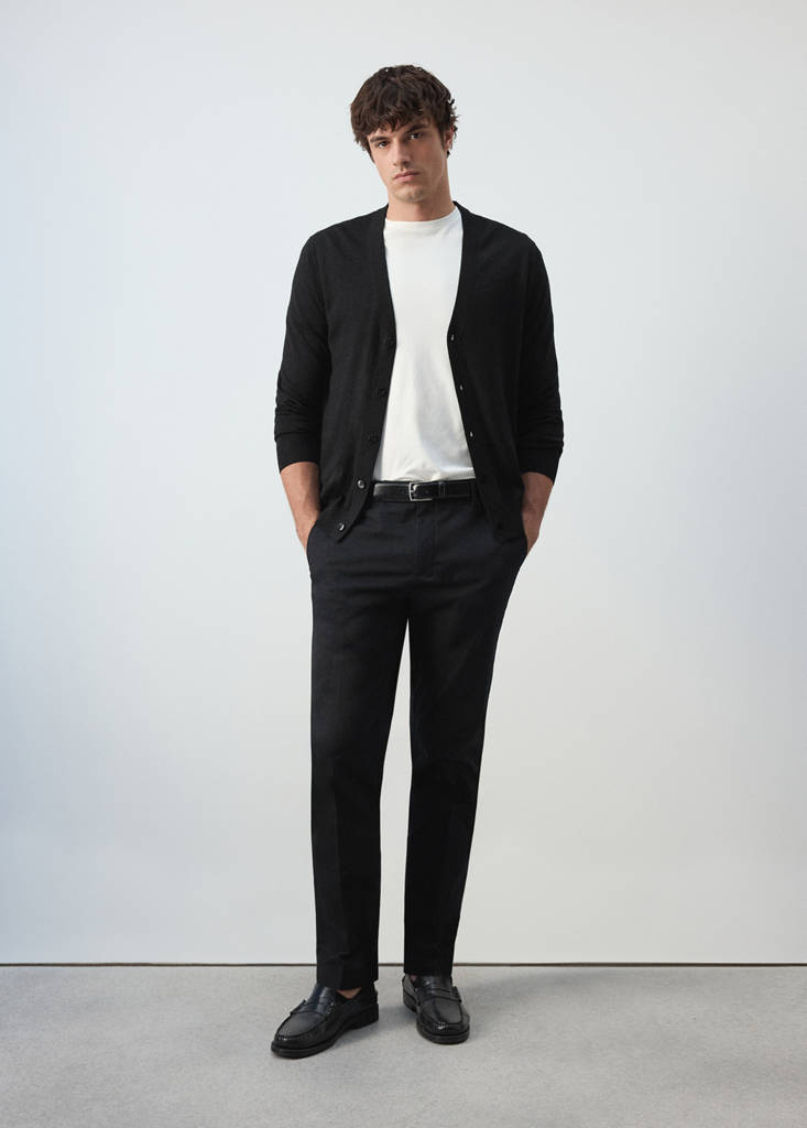 Fine-knit 100% merino wool cardigan — Black