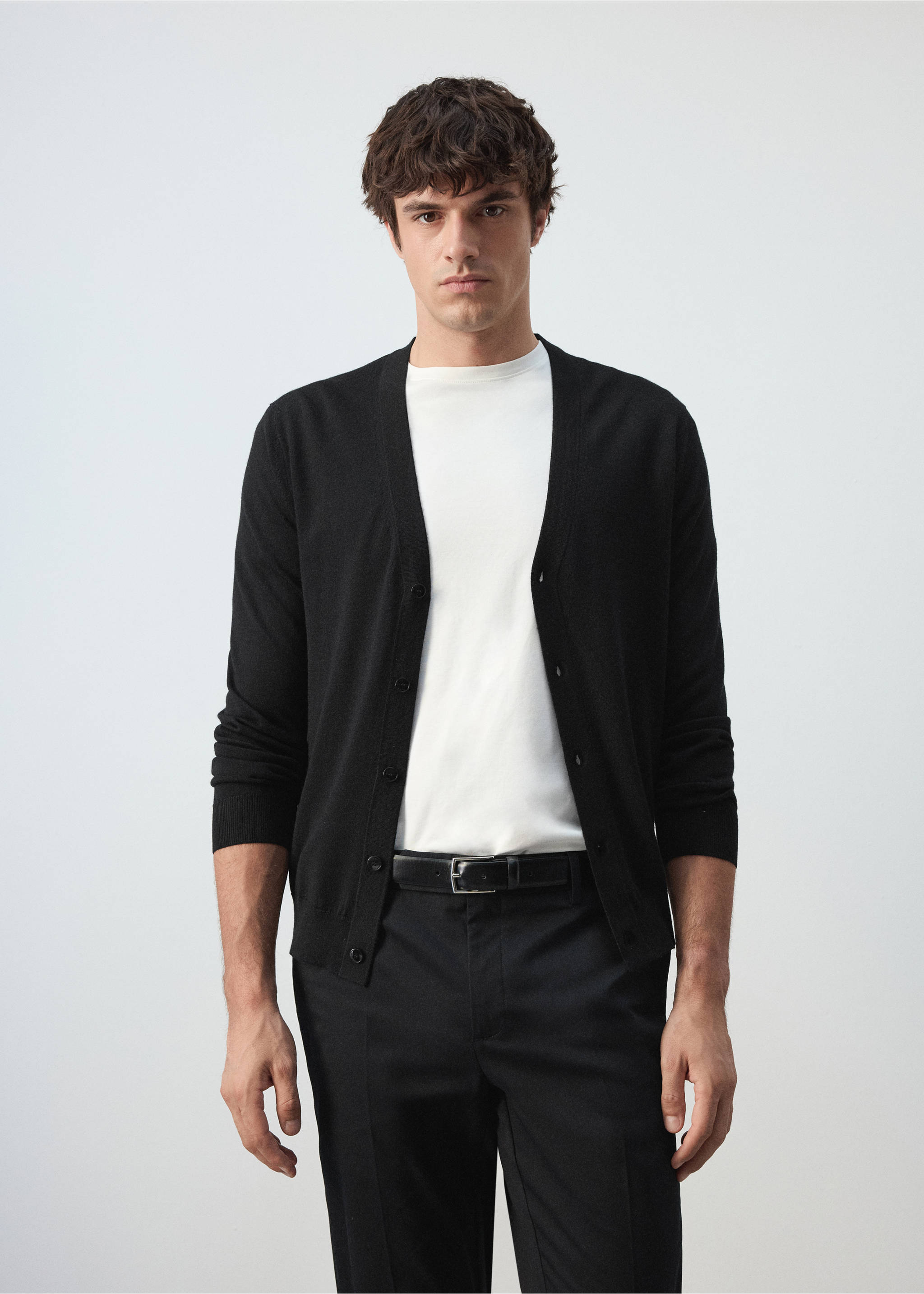 100% fine knit wool cardigan - Medium plane, Black. Ref: 37095979-00.